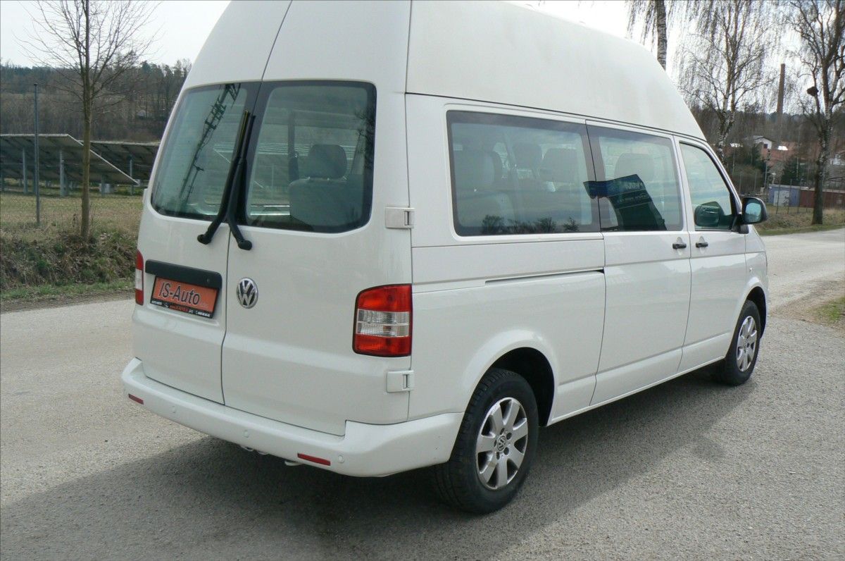 Volkswagen Transporter, 2,0 TDi-školní autobus 9 míst - fotka 4