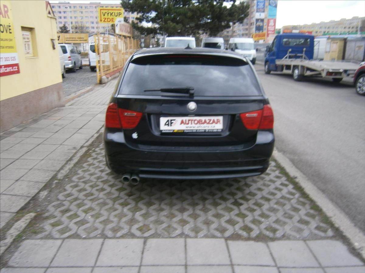 BMW Řada 3, 3,0 D  330D XDRIVE - fotka 5