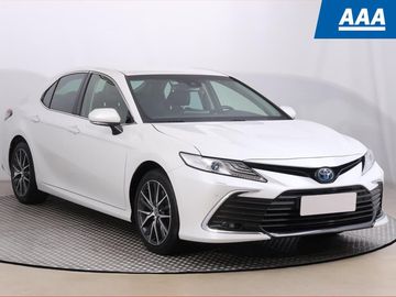 2.5 Hybrid, Executive