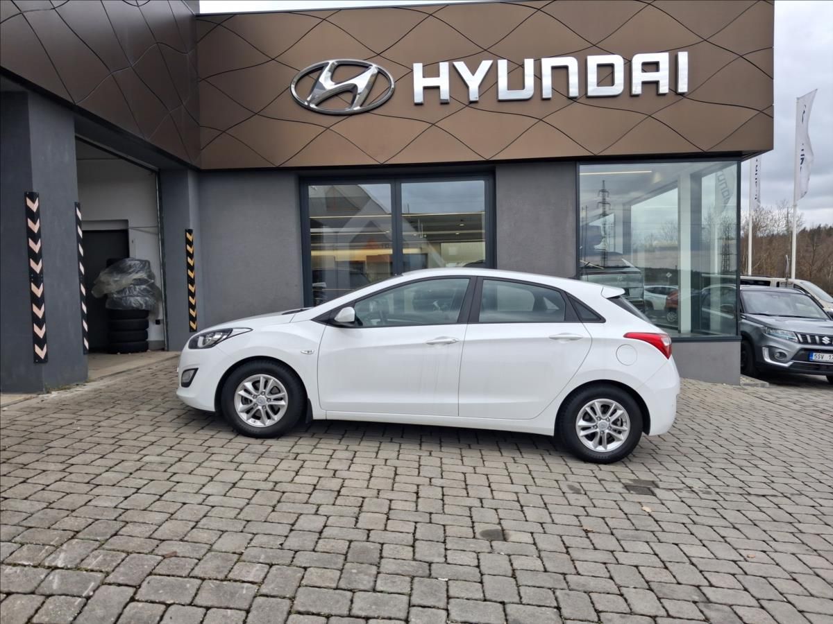 Hyundai i30, 1,6 GDI Trikolor - fotka 3