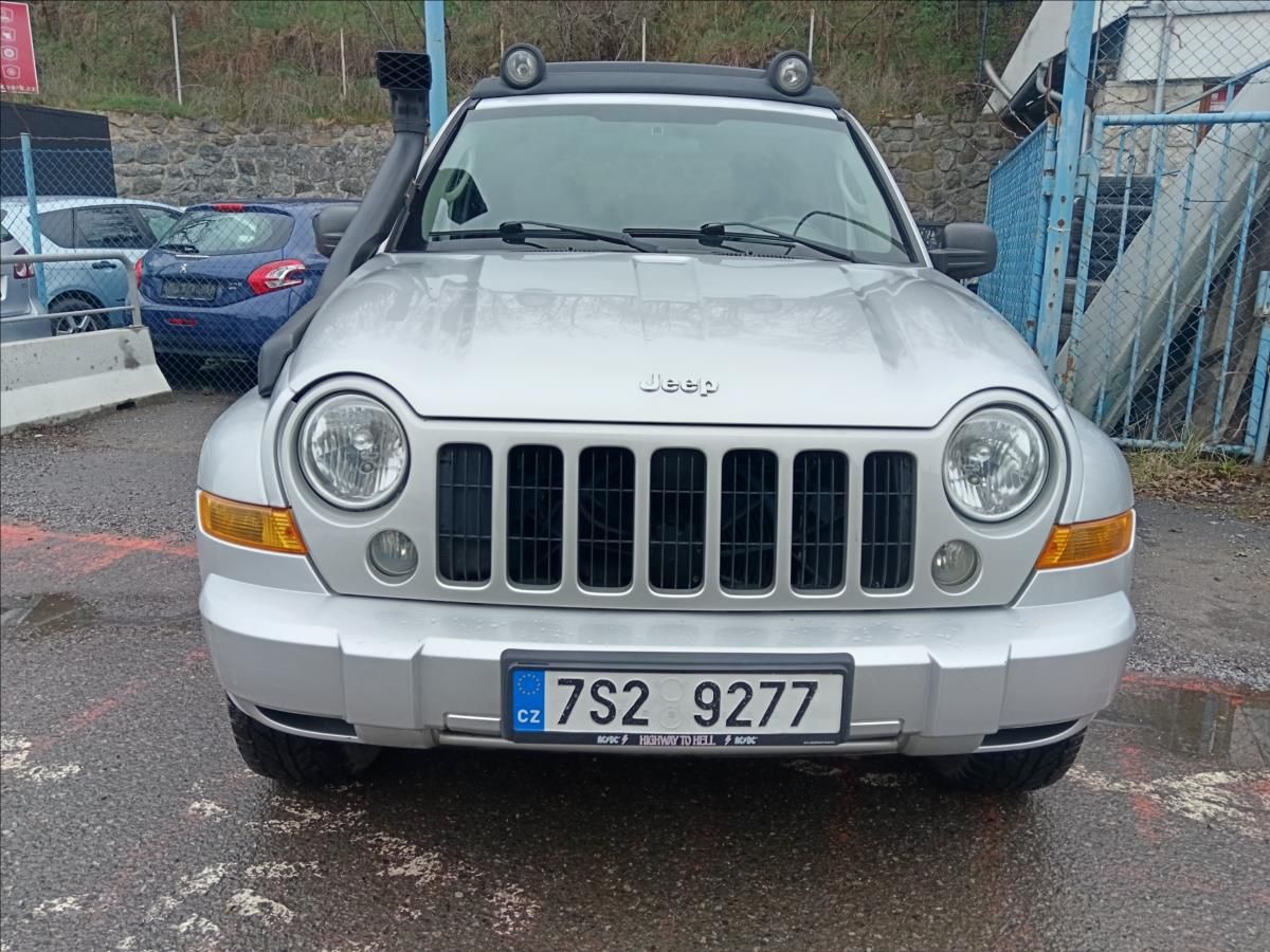 Jeep Cherokee, 2,8 CRD - fotka 2