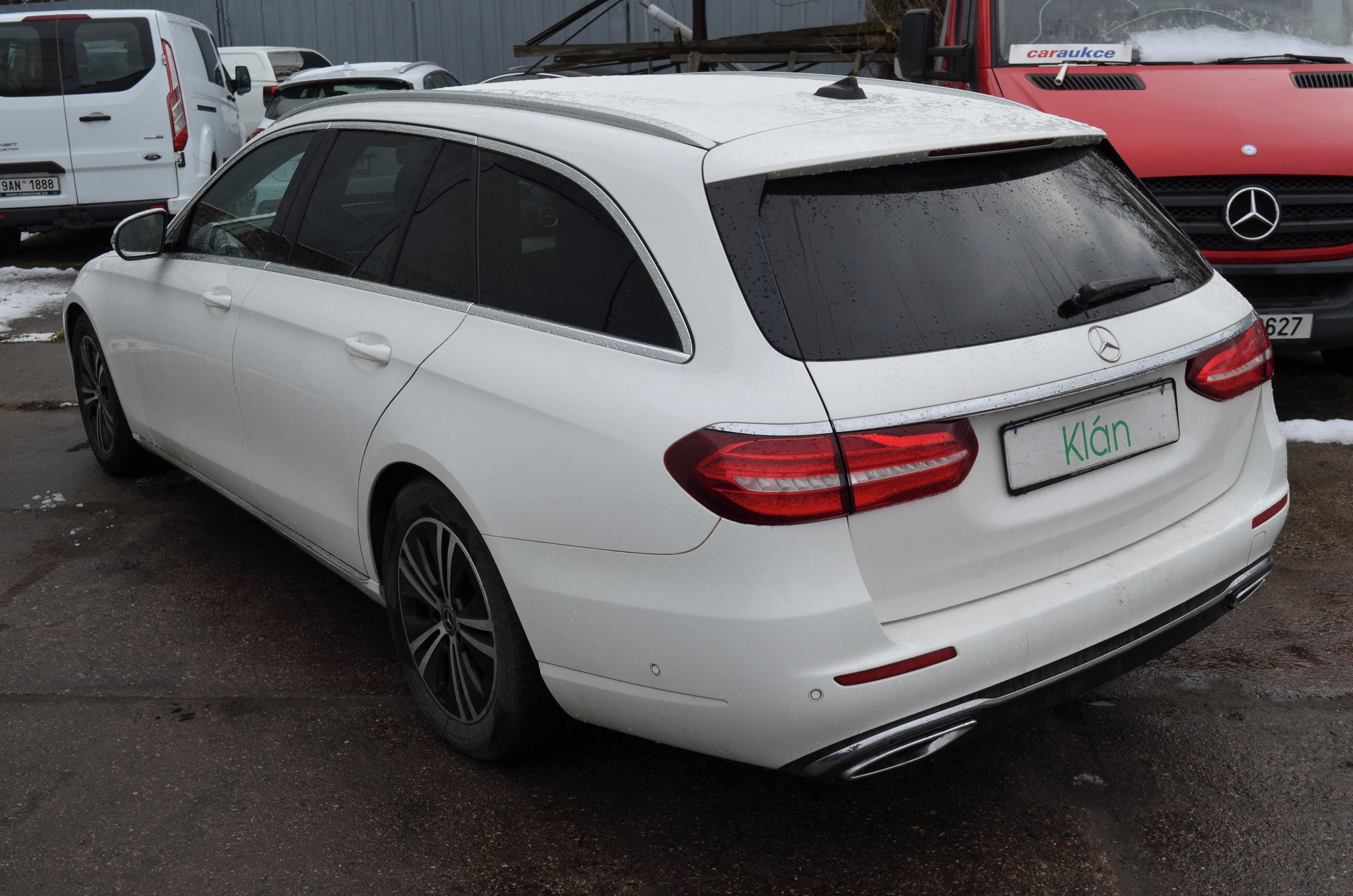 Mercedes-Benz Třídy E, 220/110kW D - fotka 4