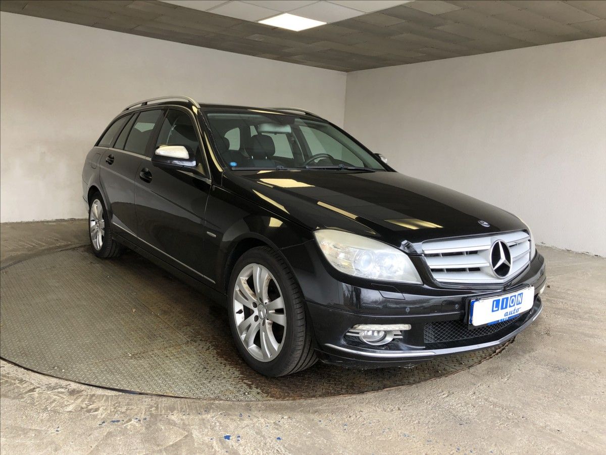Mercedes-Benz Třídy C, 2,2 220 CDI