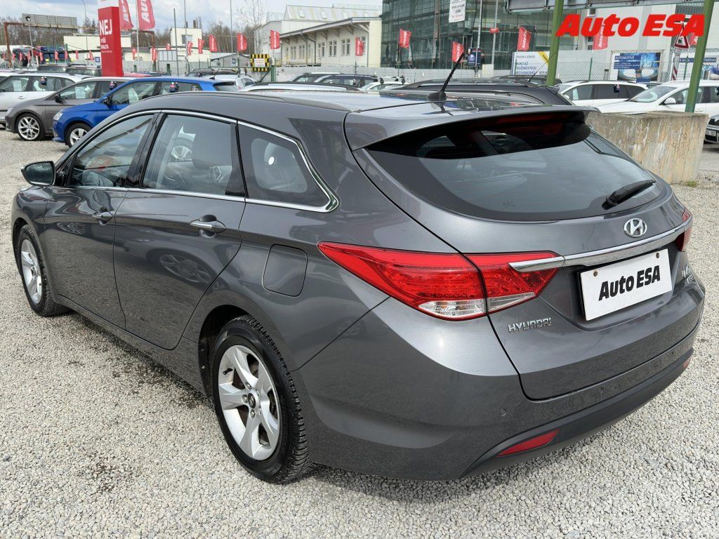 Hyundai i40, 1.7 CRDi,AT,výhřev sed - fotka 6