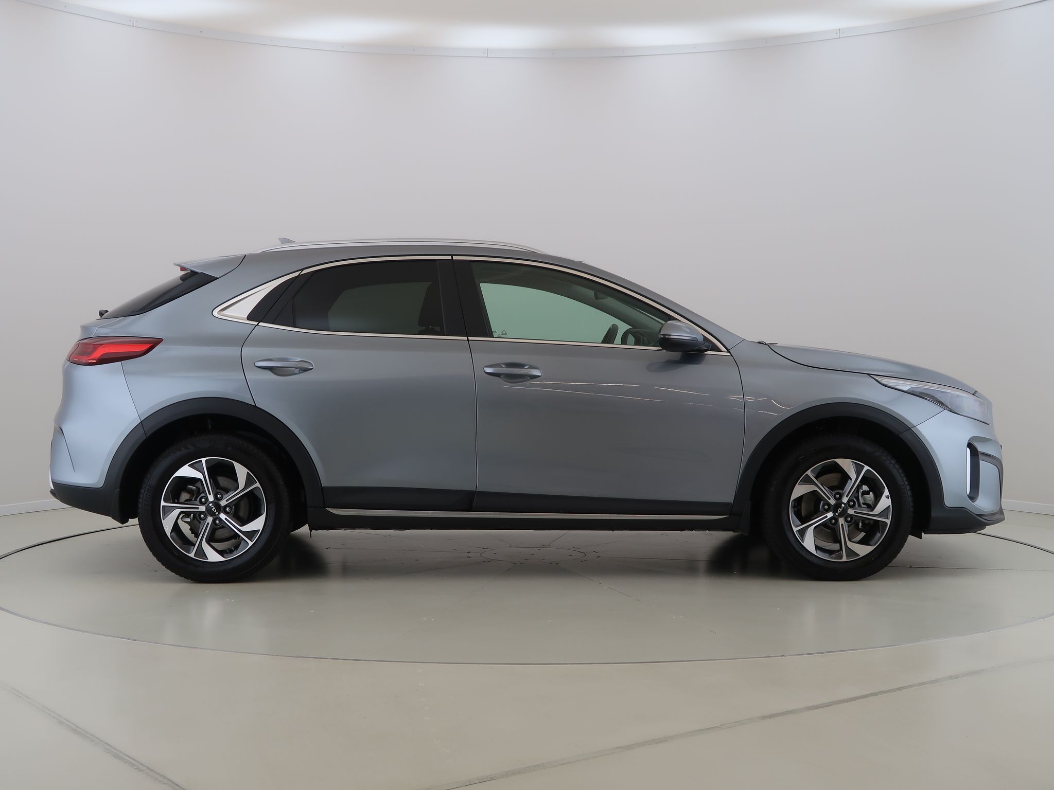 Kia XCee´d, 1.5T-GDI,CZ,1Maj,Exclusive - fotka 4