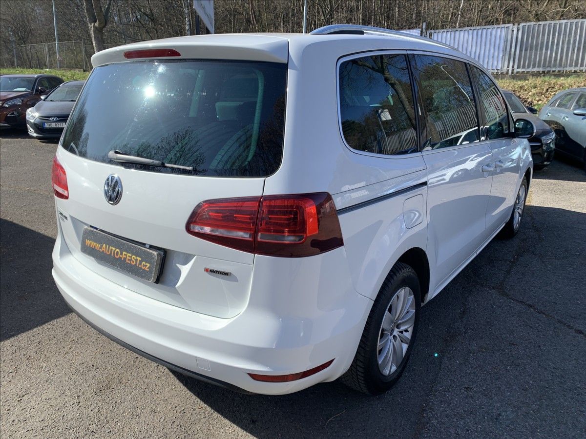 Volkswagen Sharan, 2,0 TDI 4x4 7.MÍST,ČR SERVISKA - fotka 5