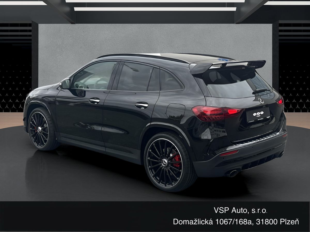 Mercedes-Benz GLA, 35 AMG - fotka 3