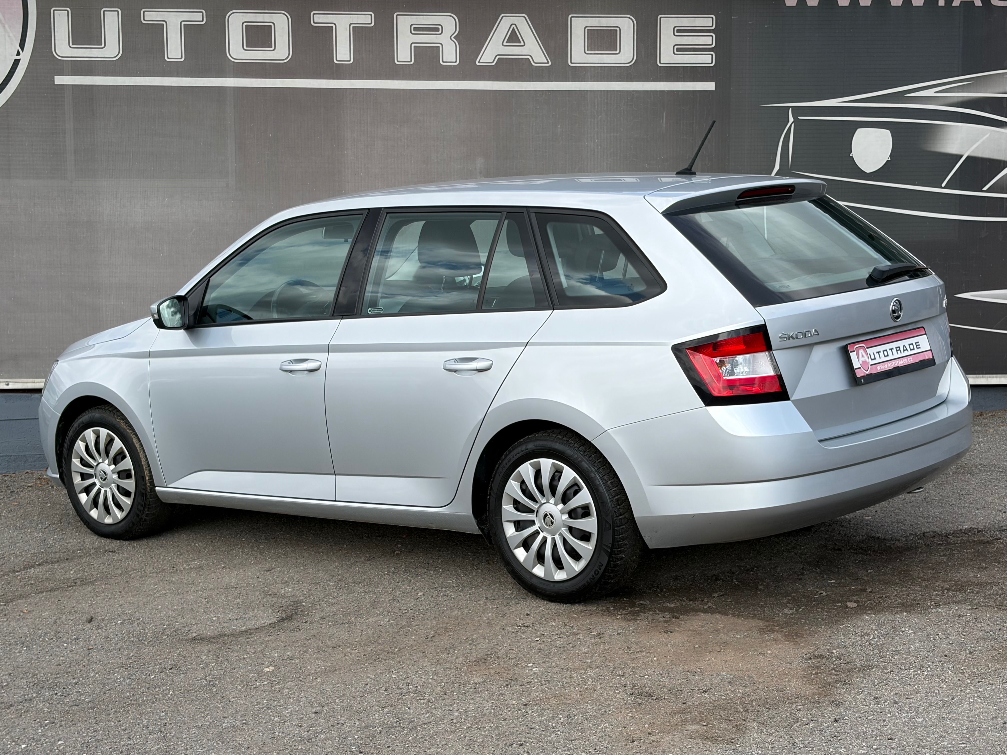 Škoda Fabia, 1.4 TDi 77kW, KLIMA, ČR - fotka 3