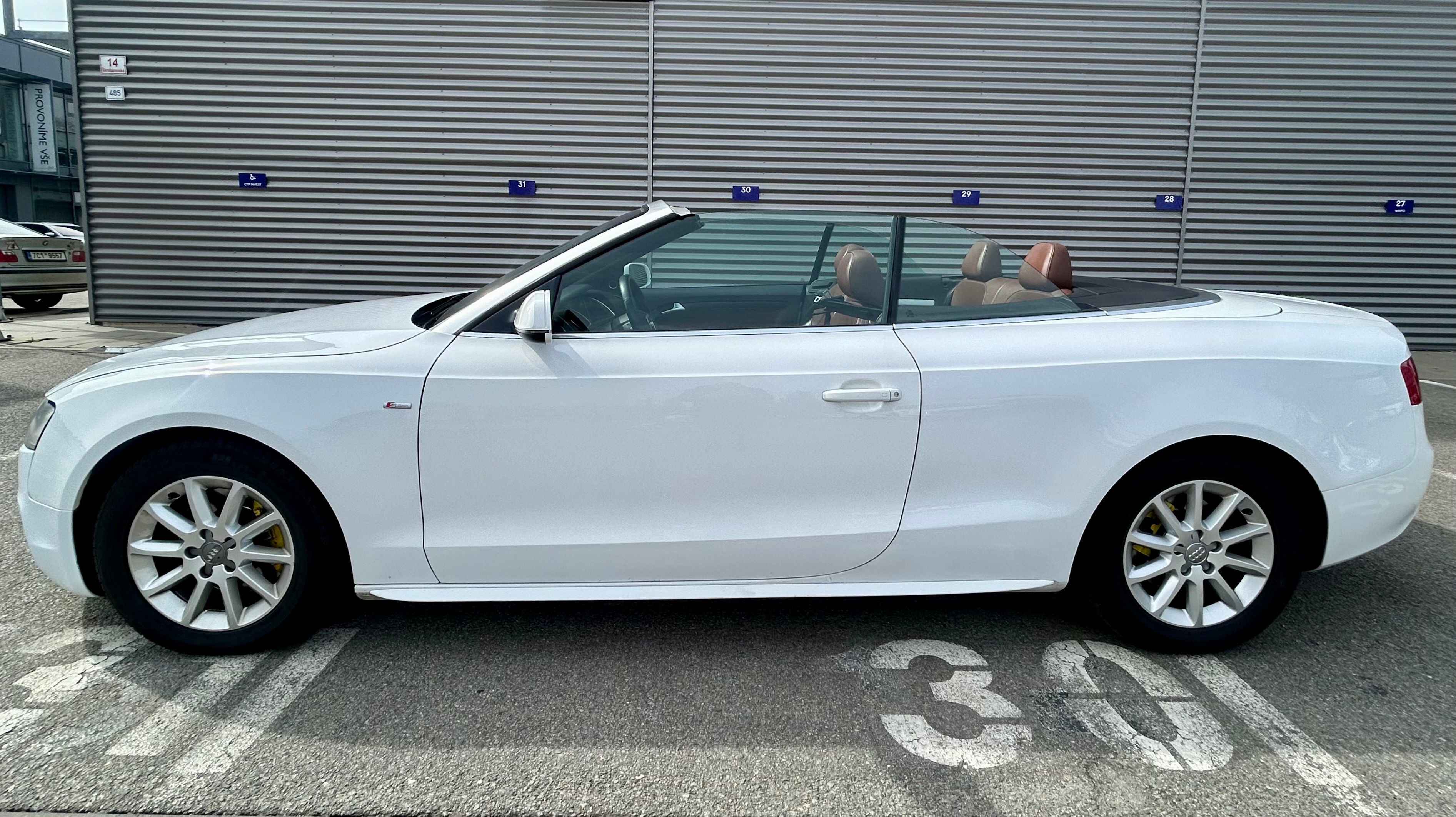 Audi A5, 3.0TDi QUATTRO S-LINE B&O - fotka 3