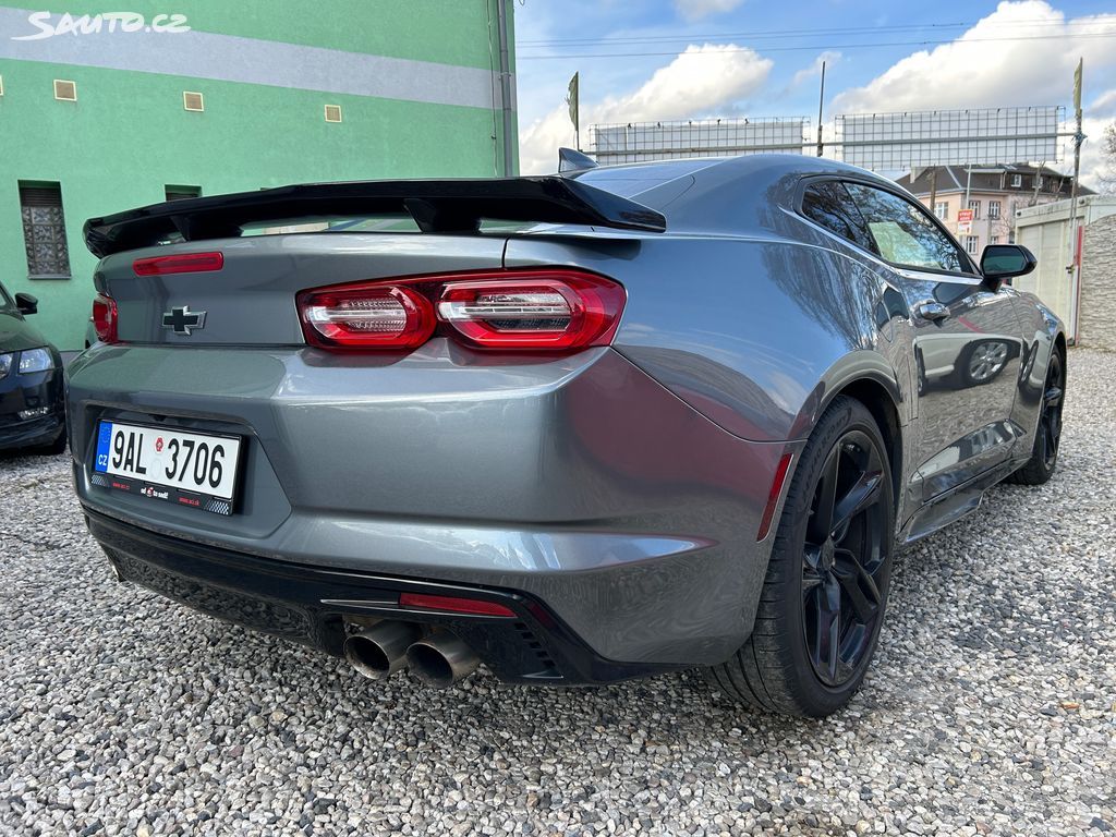 Chevrolet Camaro, 6.2 V8 - fotka 6