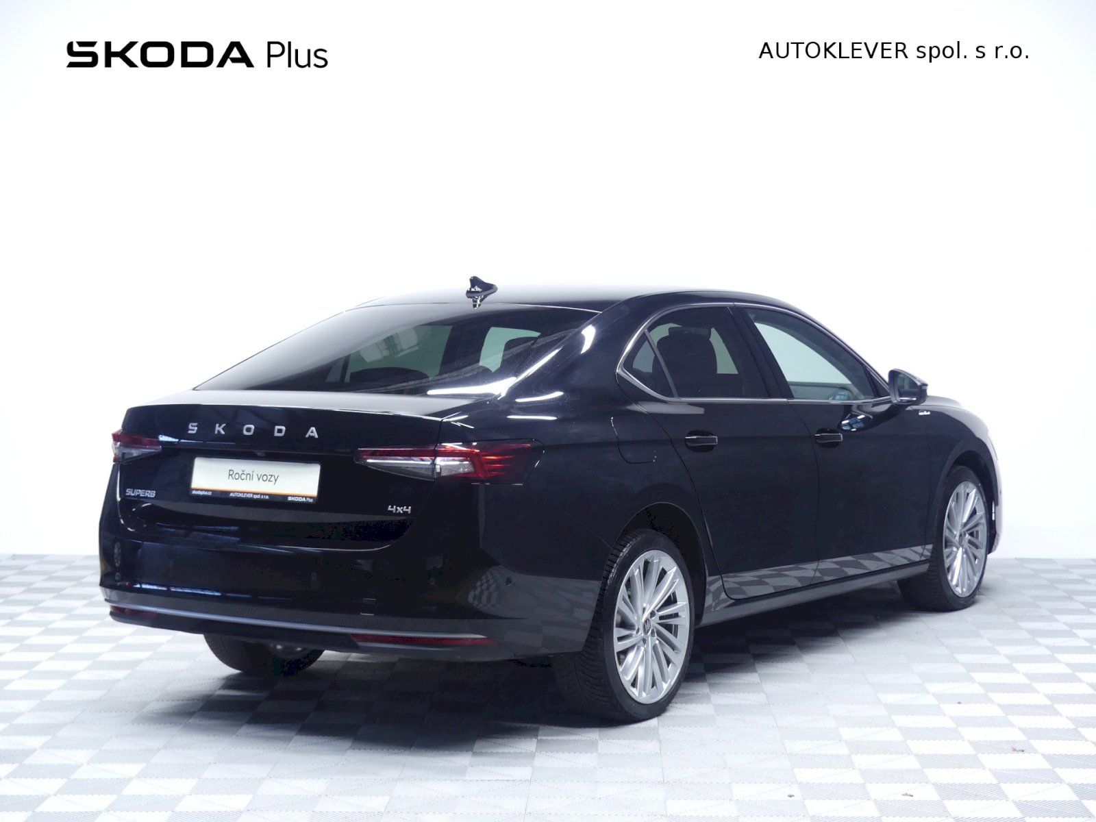 Škoda Superb, L&K DSG 4x4 2.0TDI 142kW - fotka 2