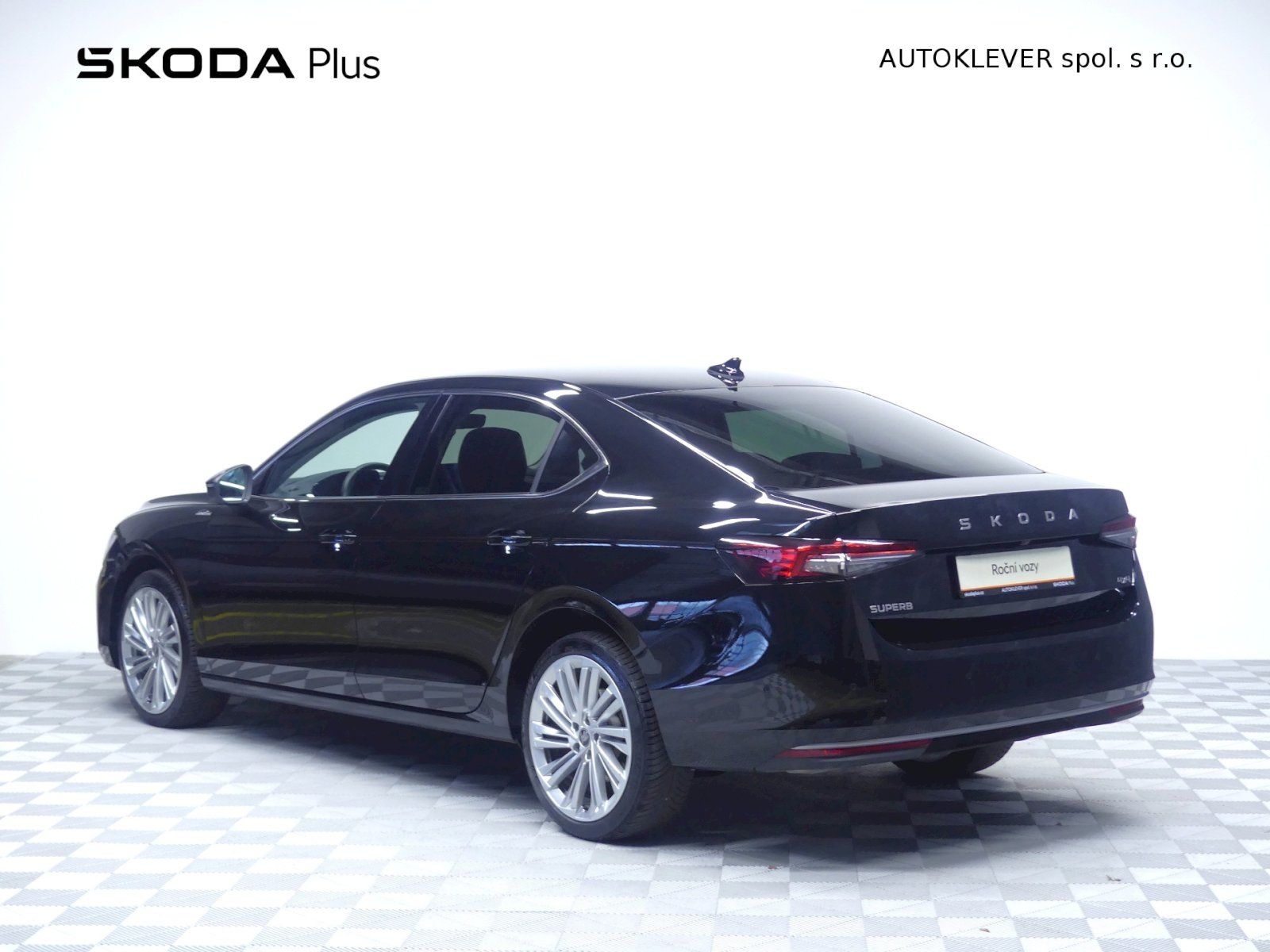 Škoda Superb, L&K DSG 4x4 2.0TDI 142kW - fotka 6