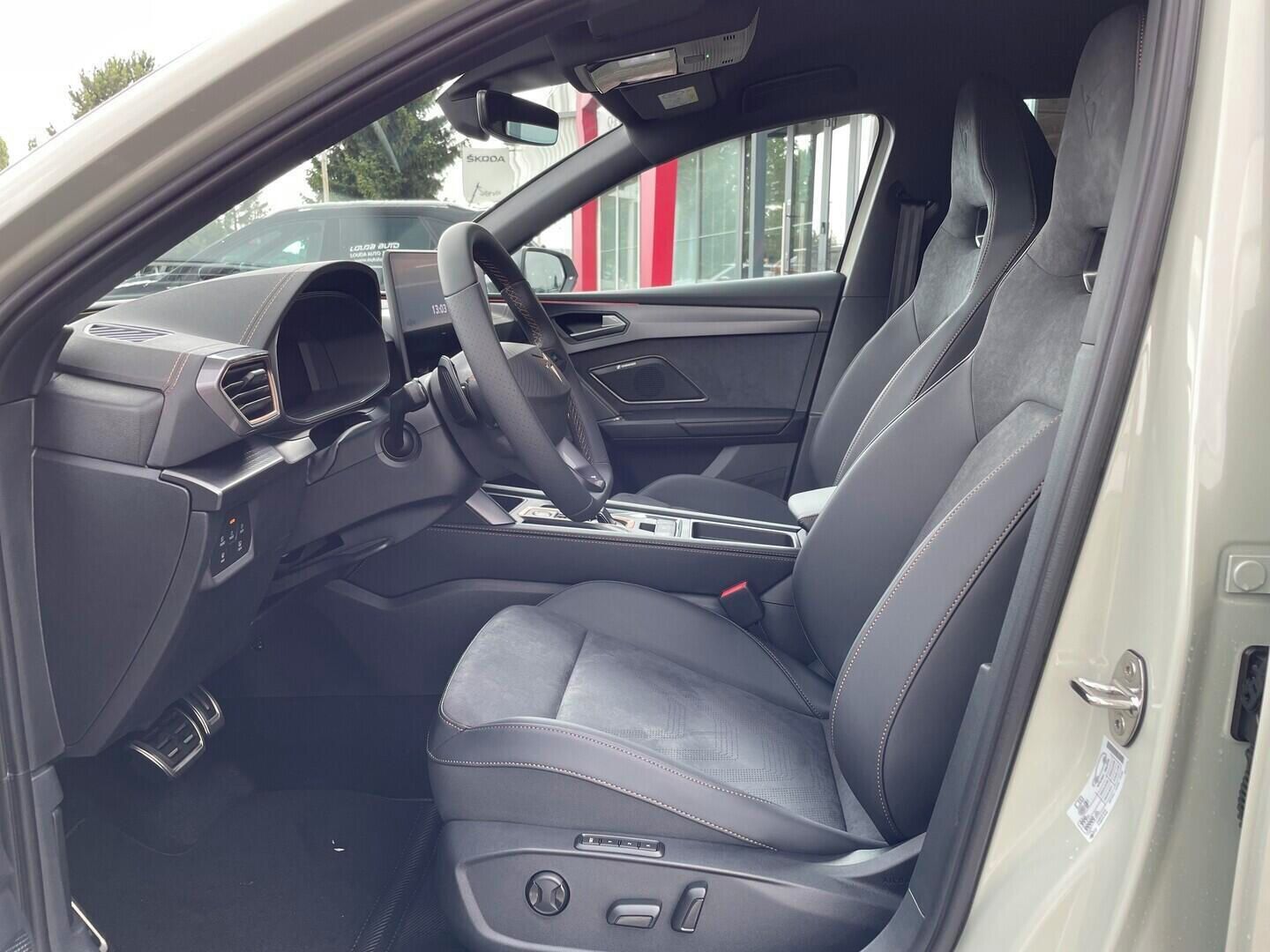 Cupra Leon, 1.5 eTSI 150k   110 kW - fotka 6