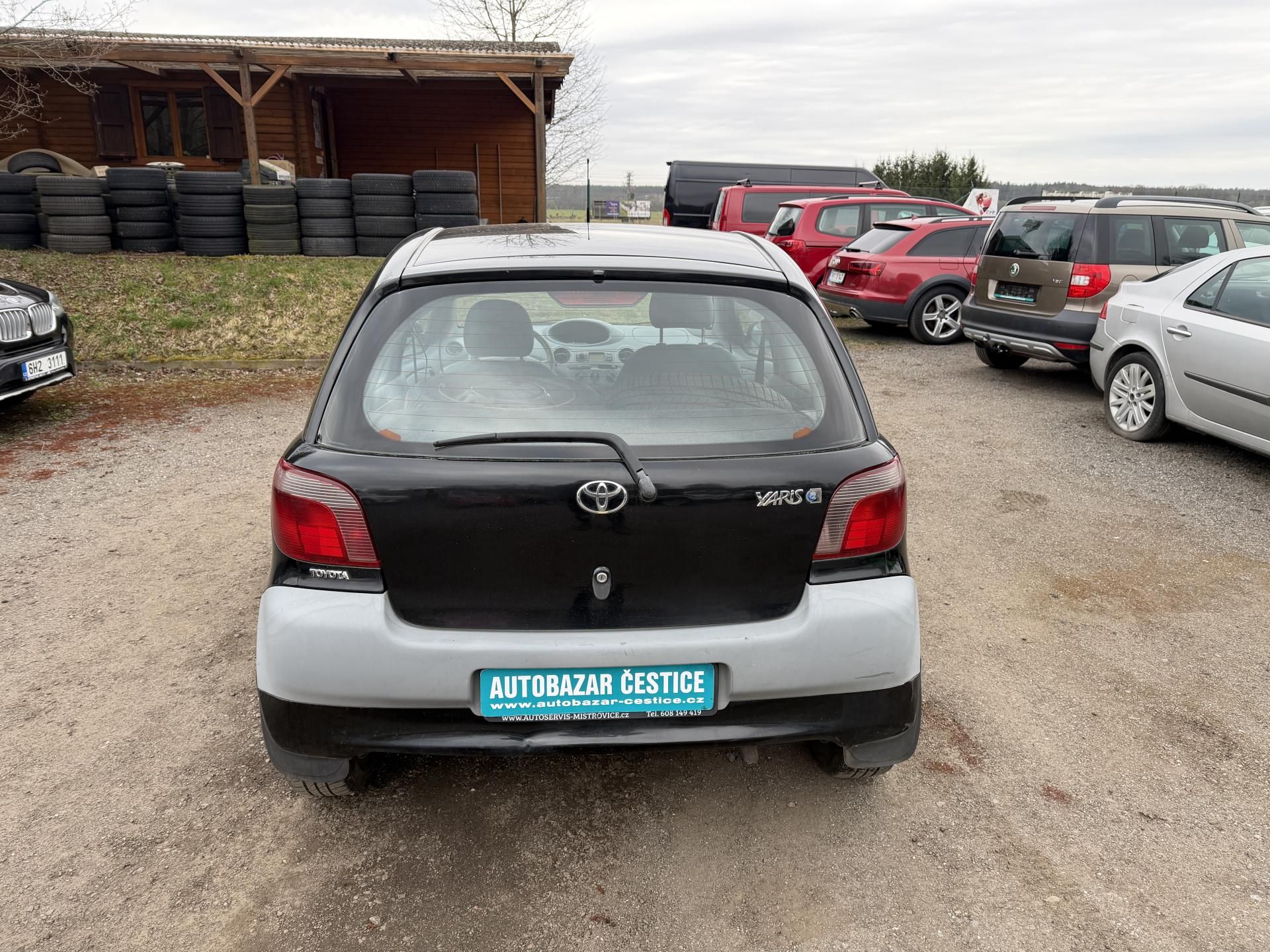 Toyota Yaris, 1.0i - fotka 5