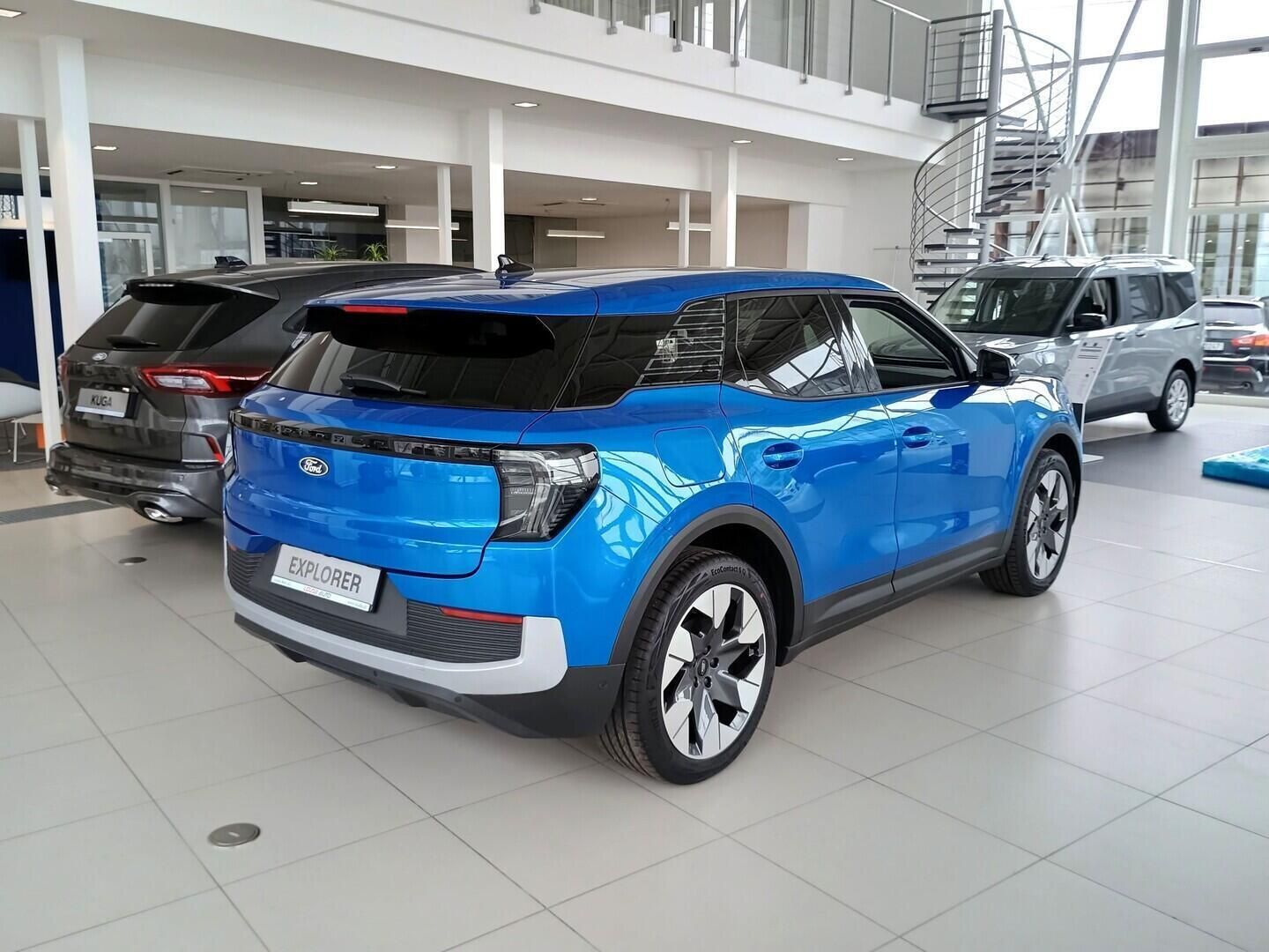 Ford Explorer, Elektrický  AWD Premium 79 kWh - fotka 5