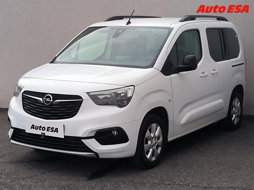 Opel Combo, 1.5CDTi,2.maj,ČR,Elegance - fotka 3