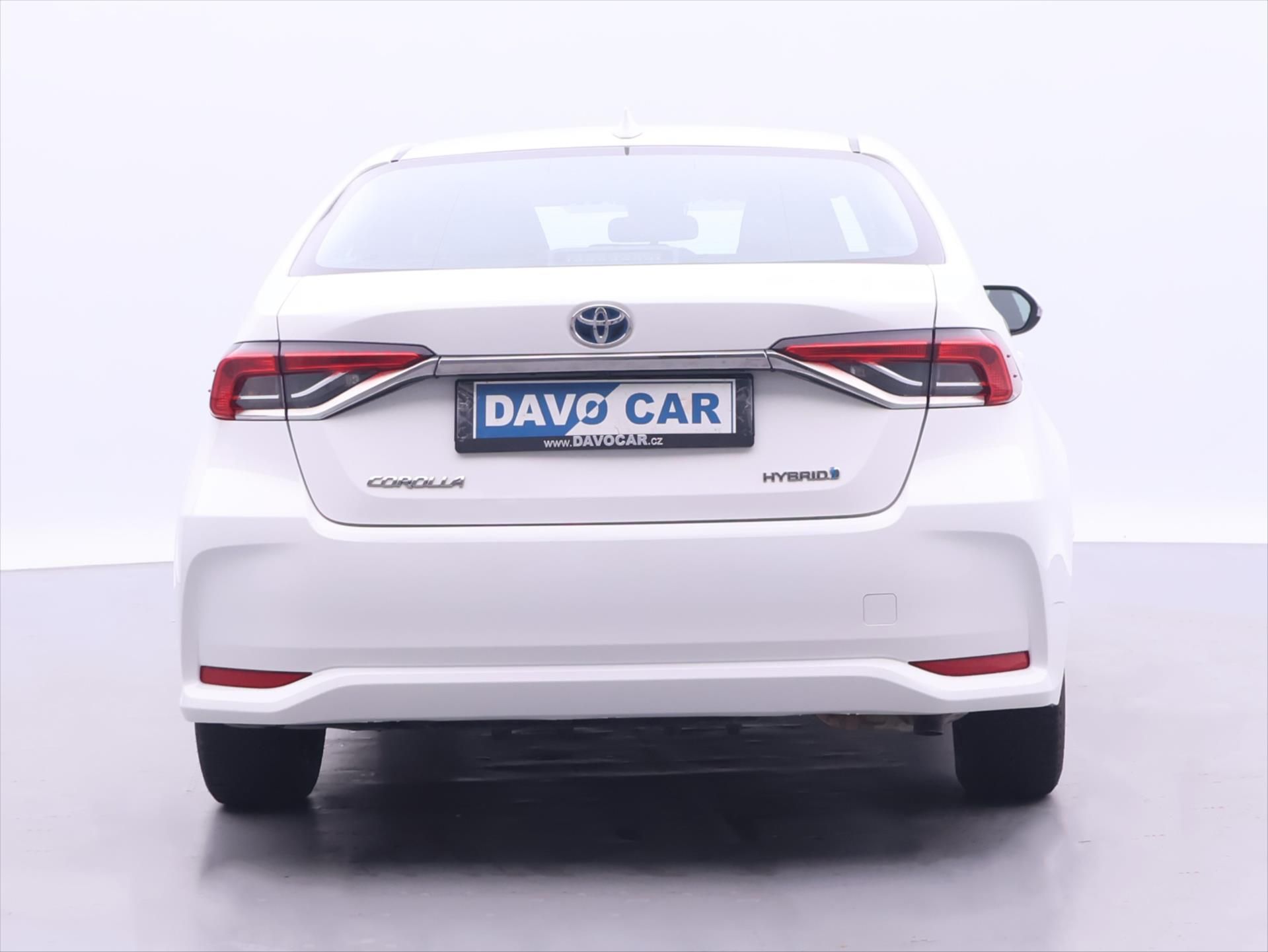 Toyota Corolla, 1,8 HB Active Aut. DPH CZ 1.Ma - fotka 6