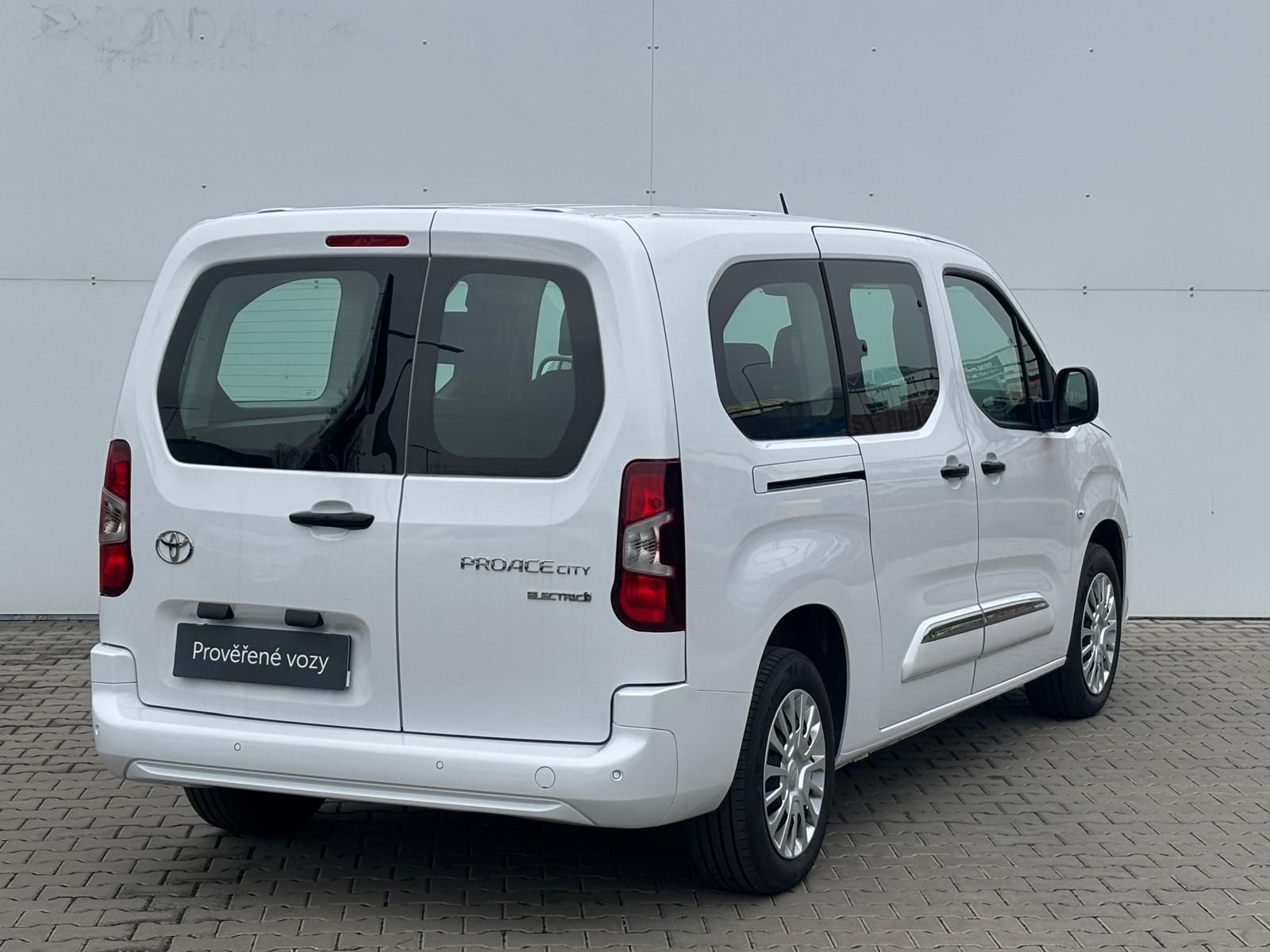 Toyota Proace City Verso, ELECTRIC Business 50kWh - fotka 2