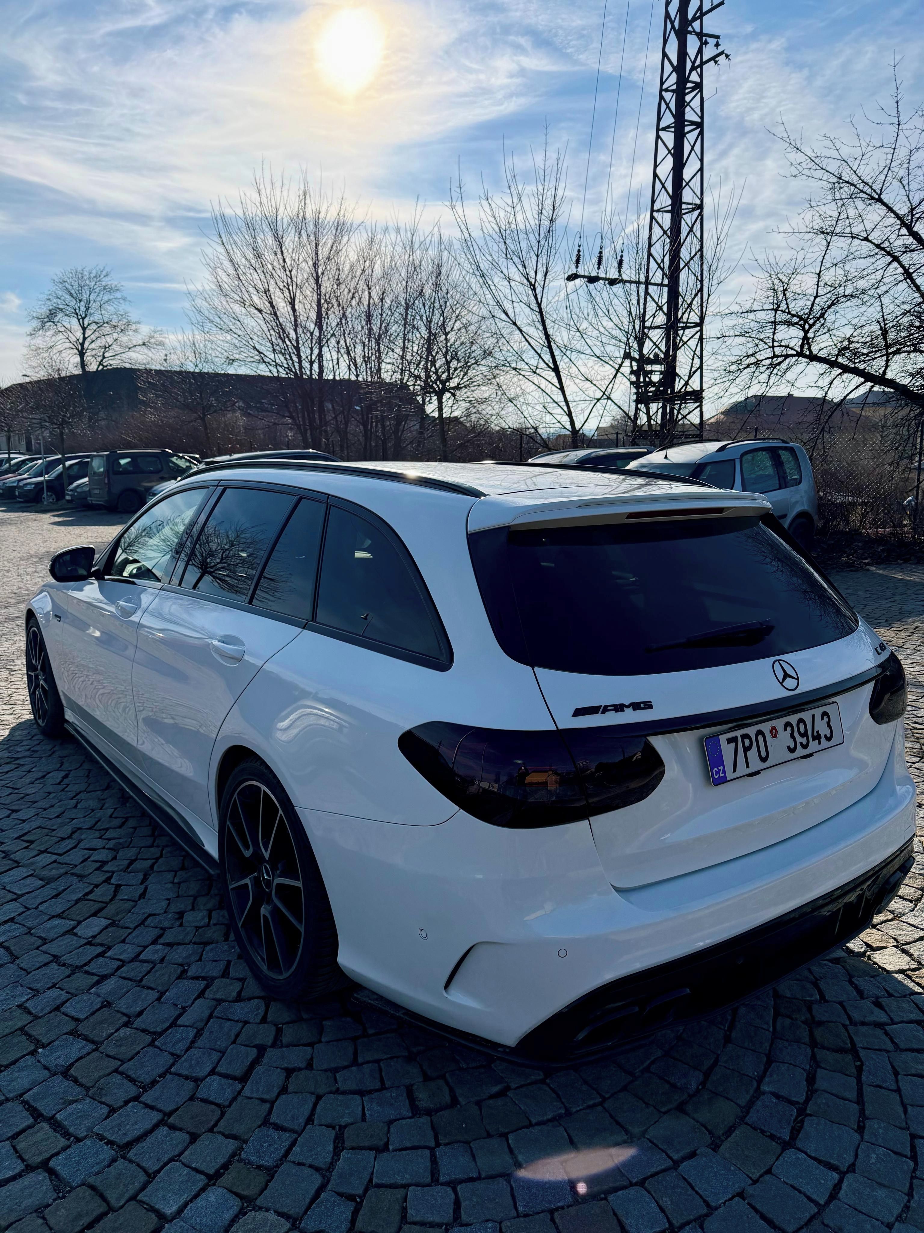 Mercedes-Benz Třídy C, Stav nového vozu - fotka 4