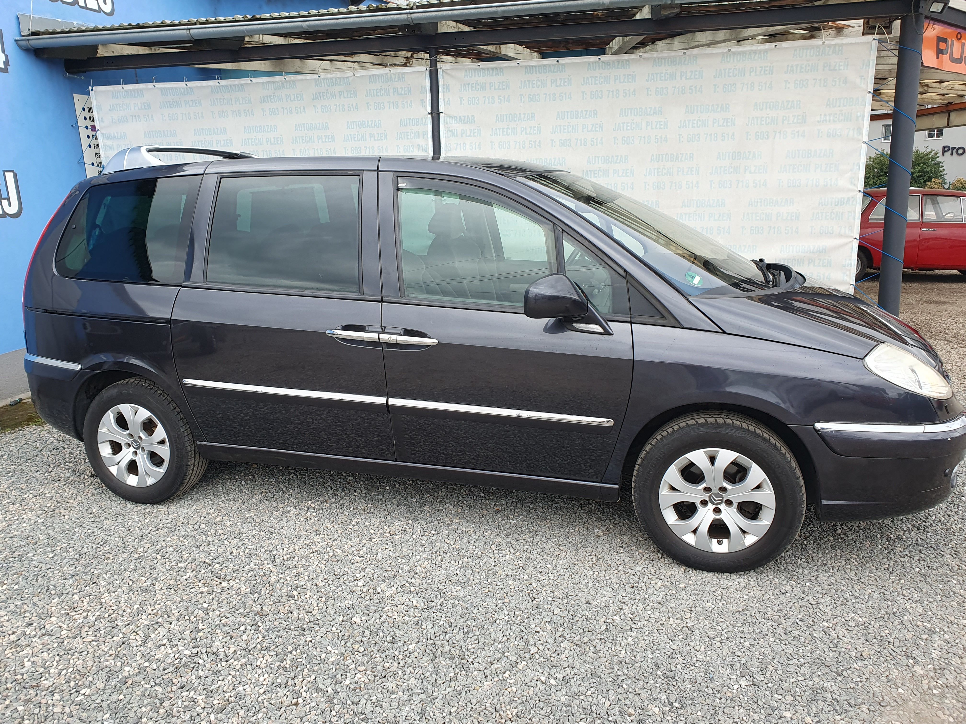 Citroën C8, 2.0 HDI 100 KW  8 MÍST - fotka 2