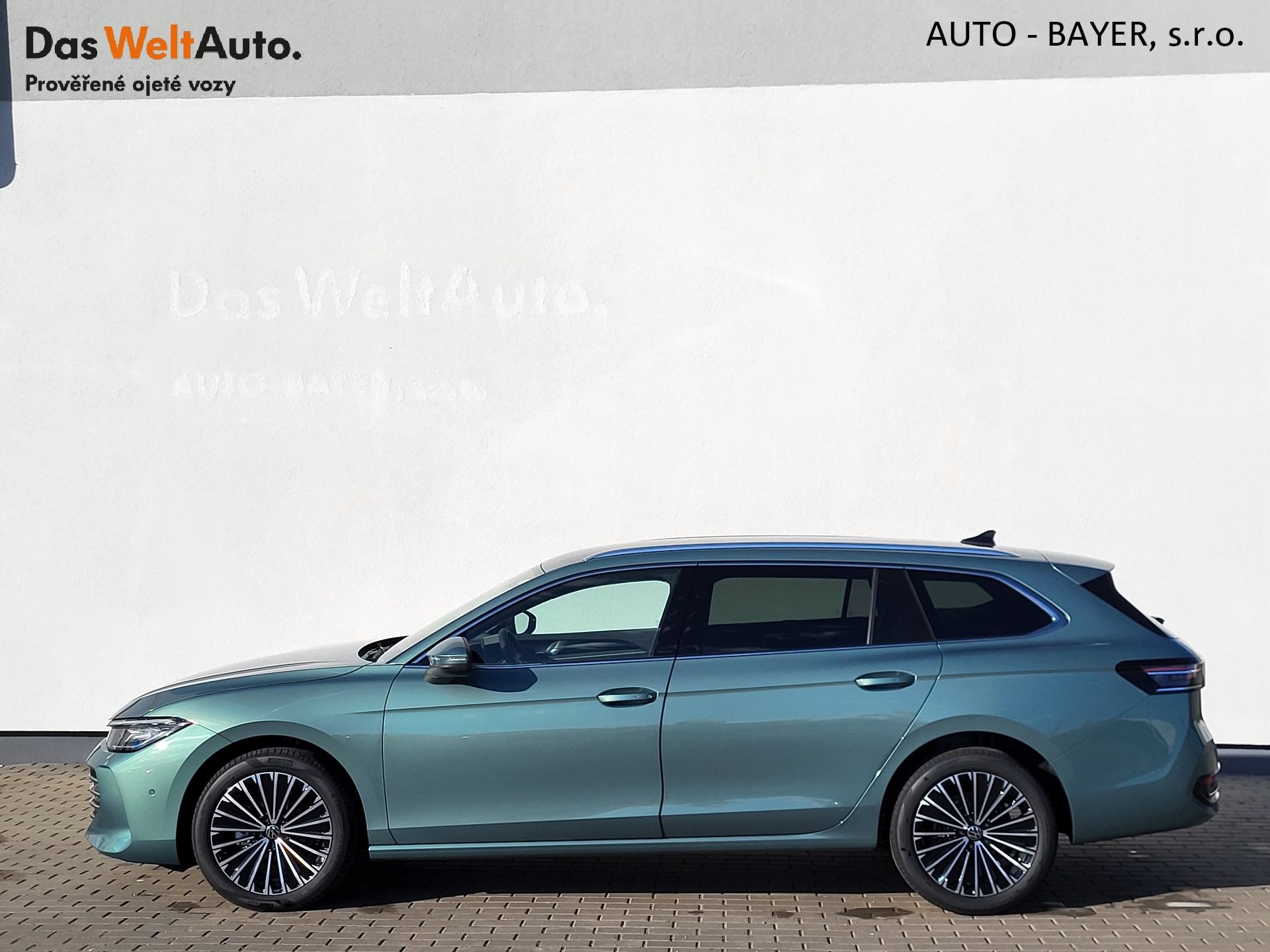 Volkswagen Passat, Elegance 2,0 TDI 110 kW - fotka 3