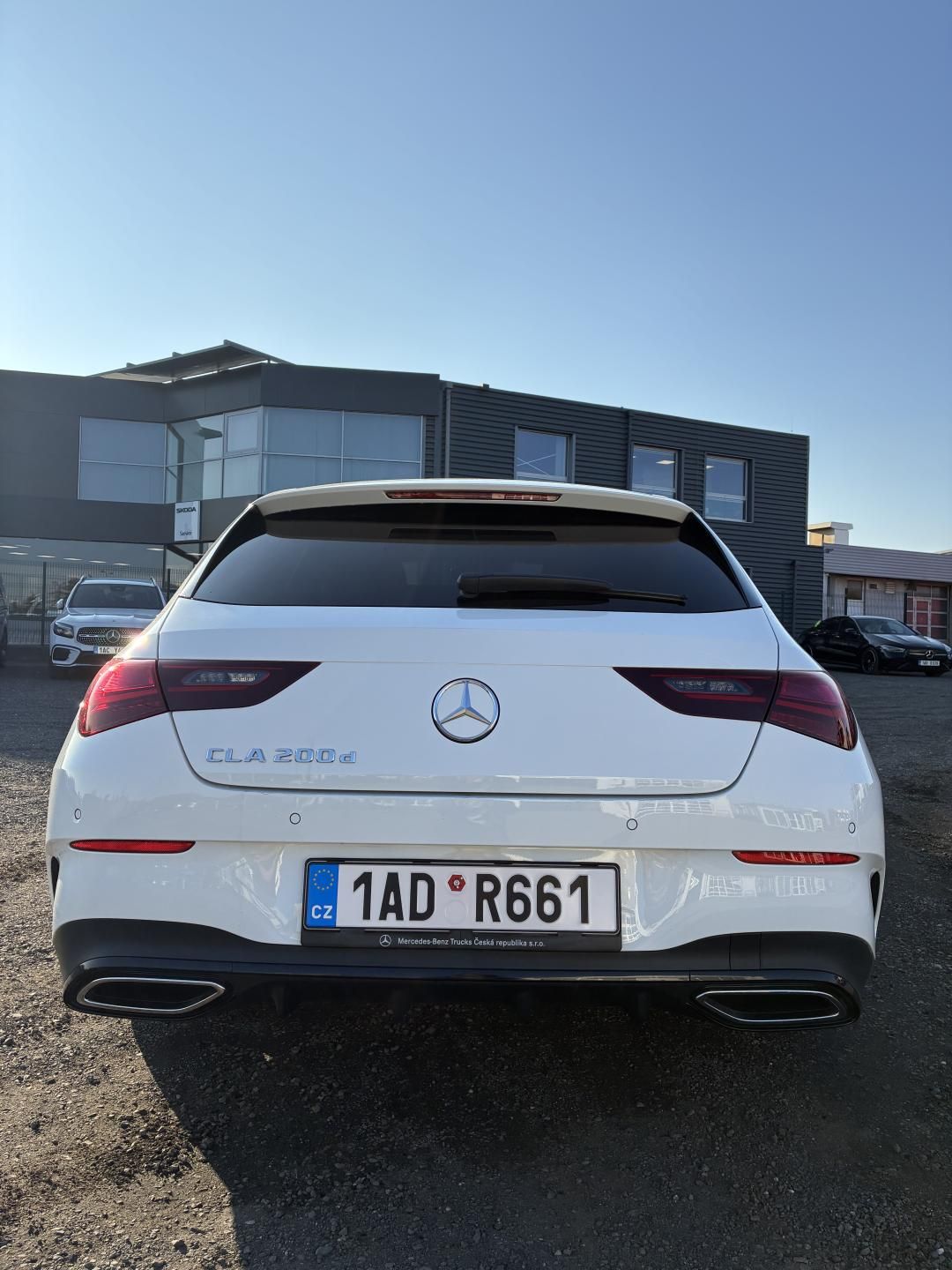 Mercedes-Benz CLA, 200d shooting brake - fotka 4