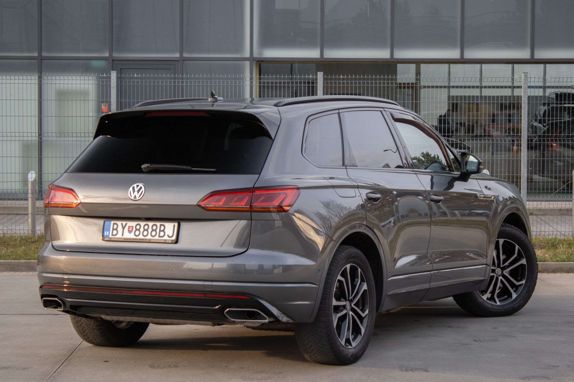 Volkswagen Touareg - fotka 5