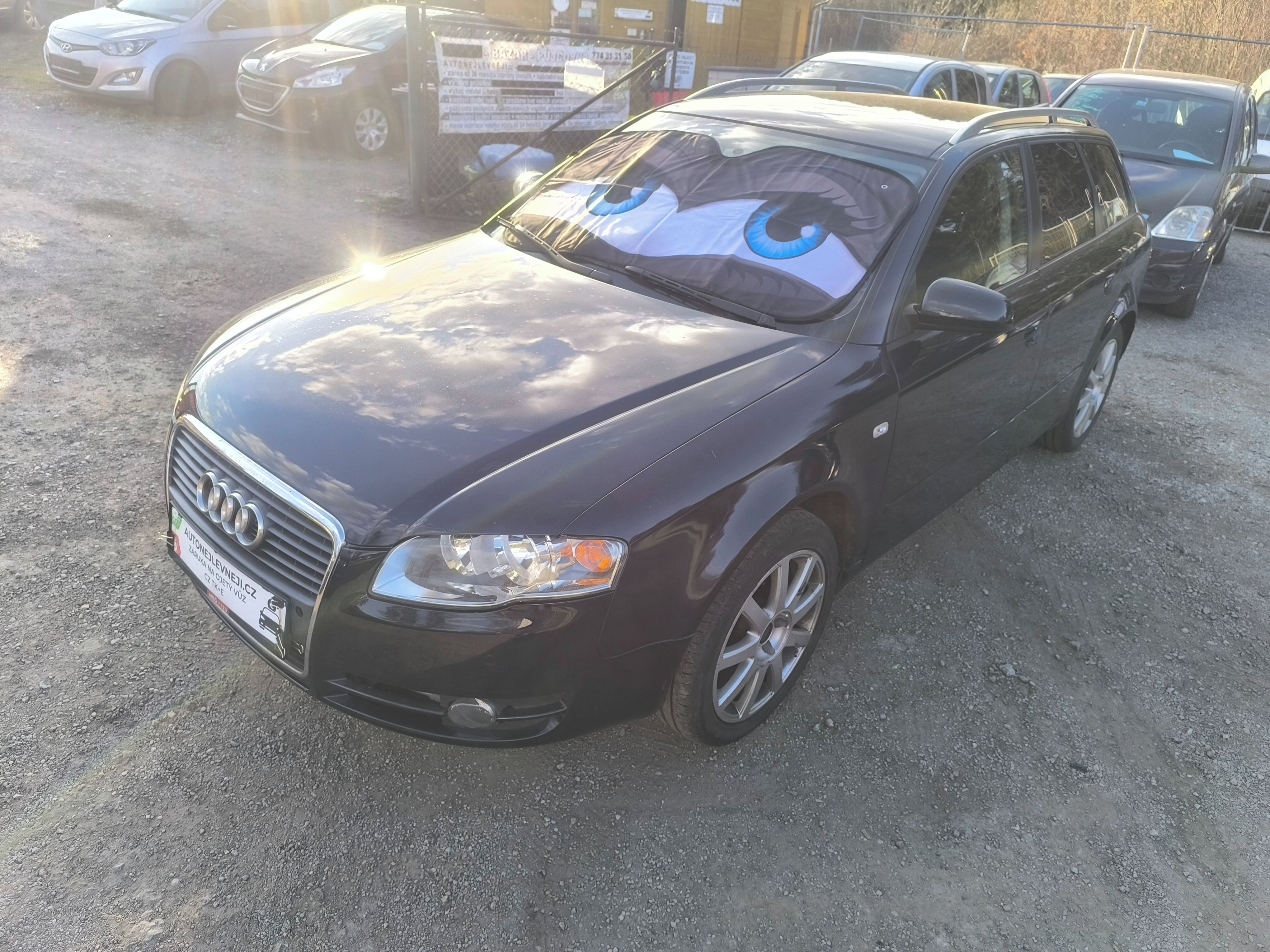 Audi A4, TDI 4X4,135TKM,KRÁSNÁ,SERVISKA - fotka 3