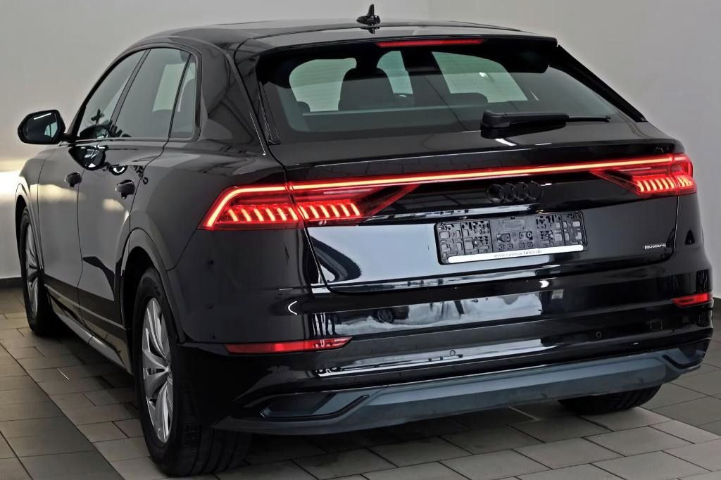 Audi Q8, 55 TFSI quattro*Kůže*Kamera* - fotka 4