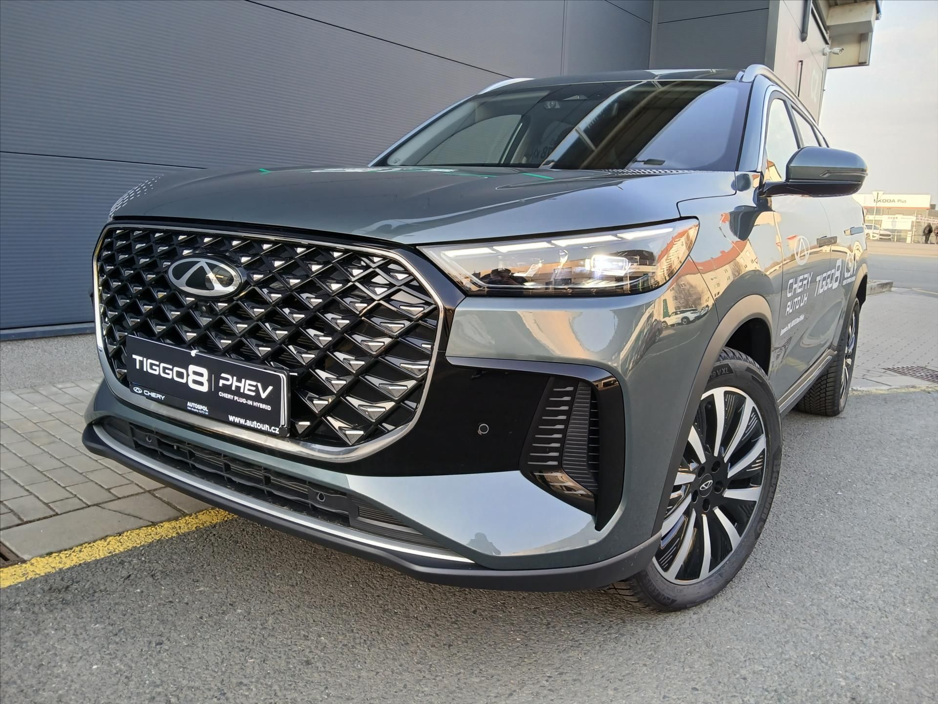 Chery Tiggo 8 PHEV, 1,5   Unique