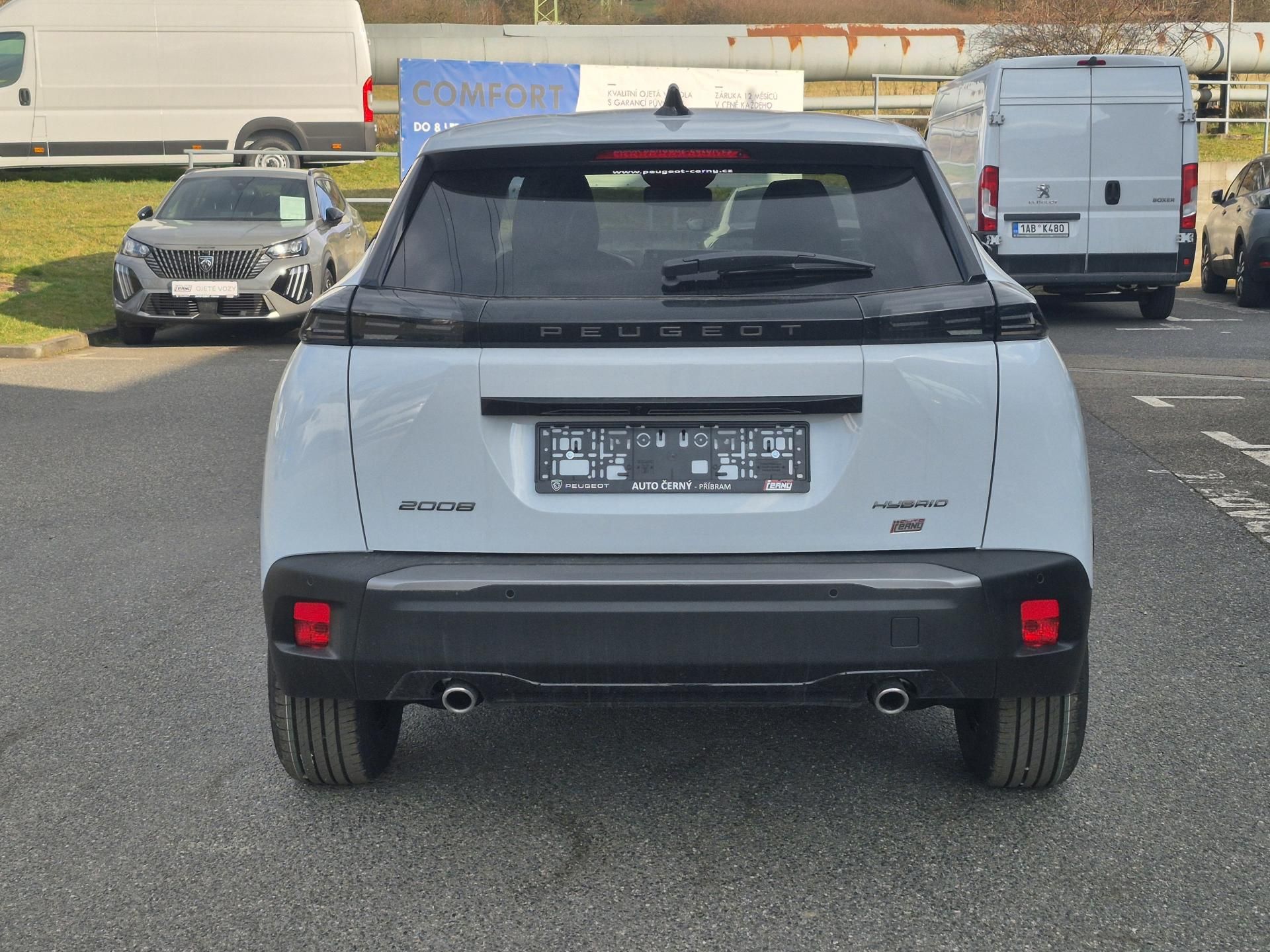 Peugeot 2008, BUSINESS Hybrid 145 e-DCS6 - fotka 4