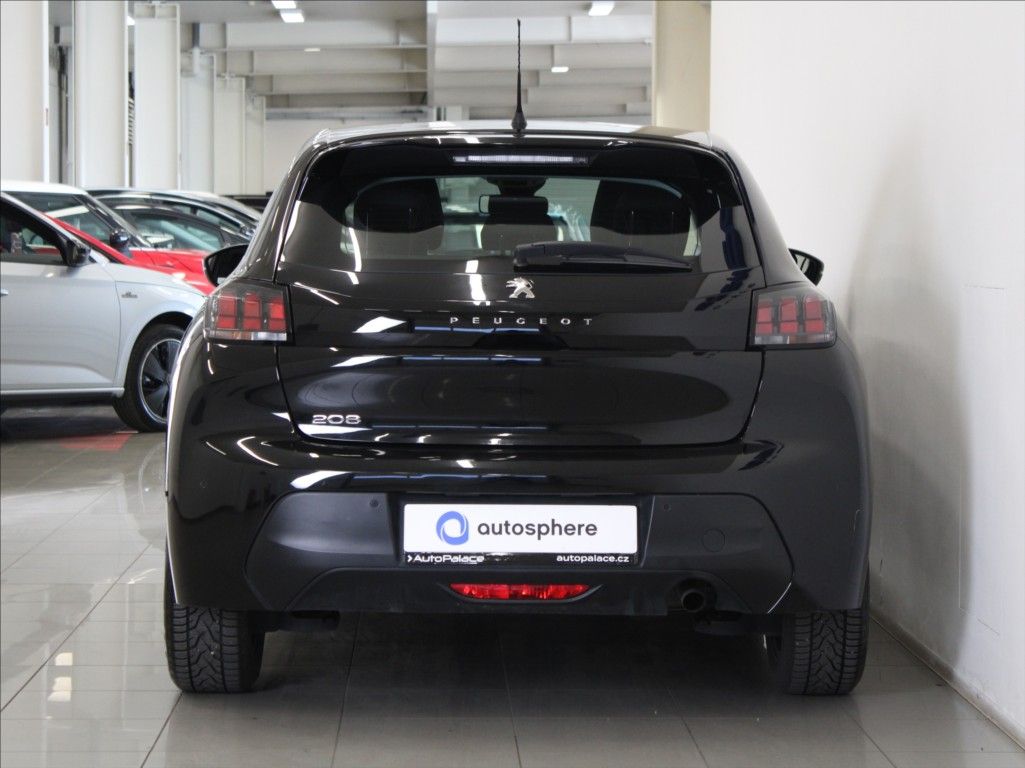 Peugeot 208, 1,2 PTech 74kW AT 37tkm. - fotka 4