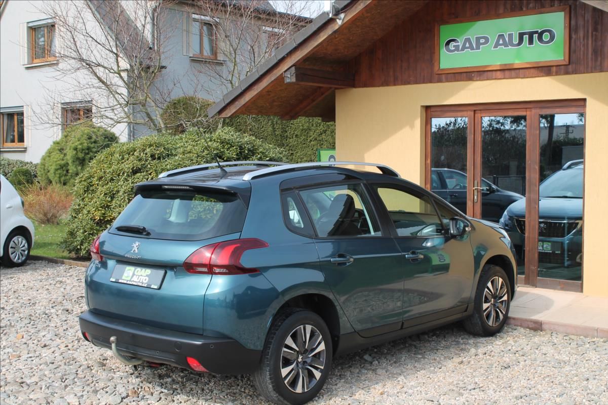 Peugeot 2008, 1.2 PureTech 60kW ČR ACTIVE - fotka 6