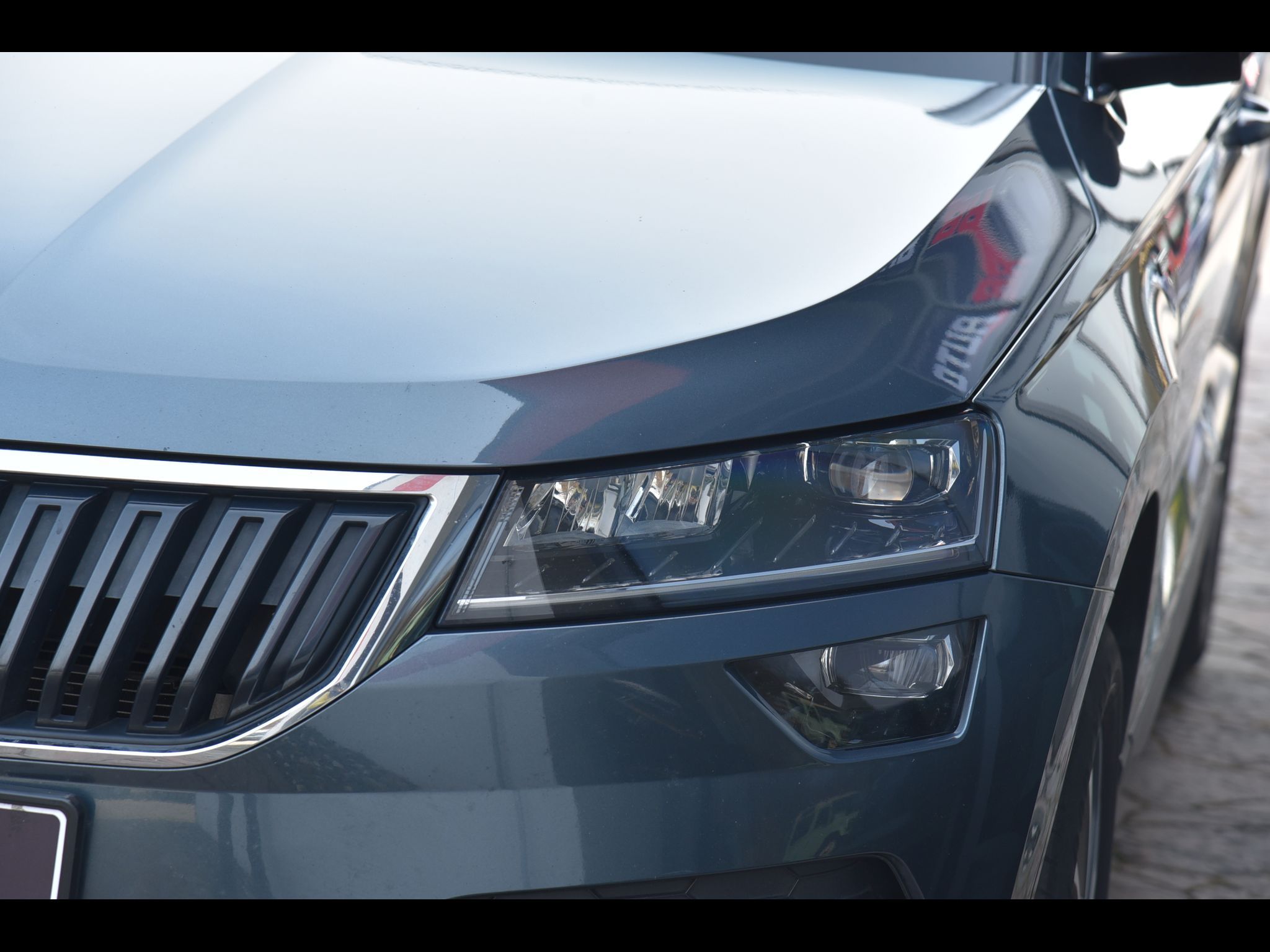 Škoda Karoq, 2.0 TDi DSG Quarz-Grau Metalli - fotka 6