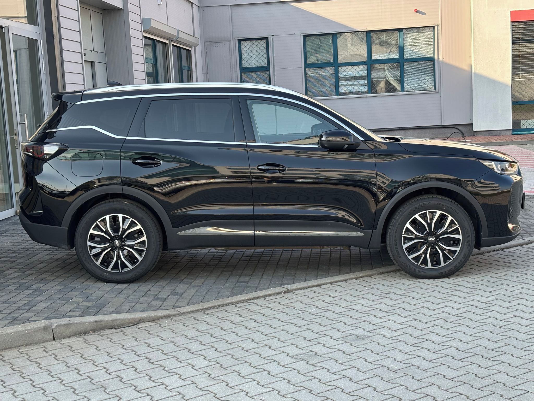 Chery Tiggo 7 PHEV, UNIQUE - fotka 3
