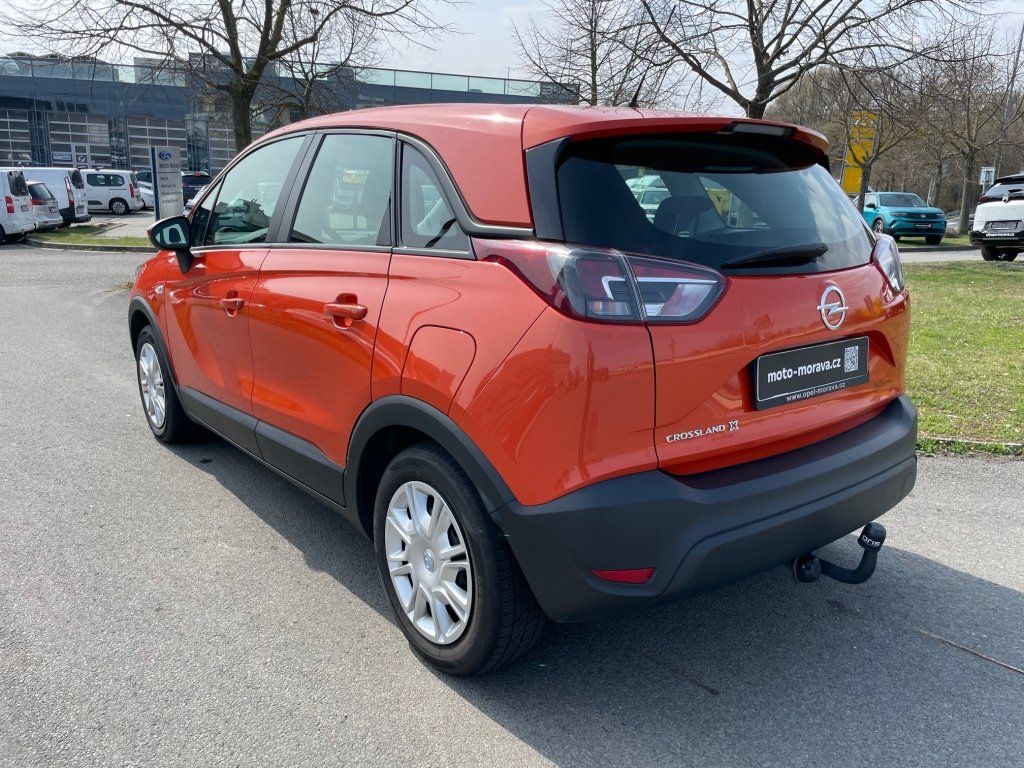 Opel Crossland X, Enjoy 1,2 MT5, ČR, 1. maj - fotka 3