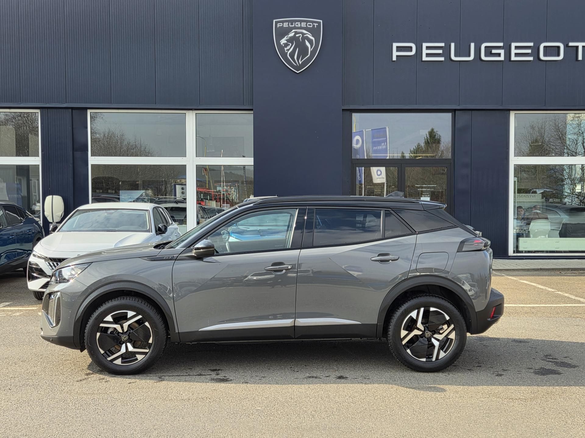 Peugeot 2008, 1.2 PT 130 GT EAT8 - fotka 2