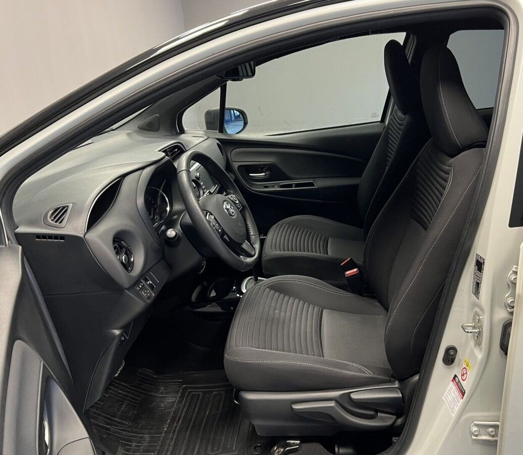 Toyota Yaris, Hybrid AT Selection Smart - fotka 6