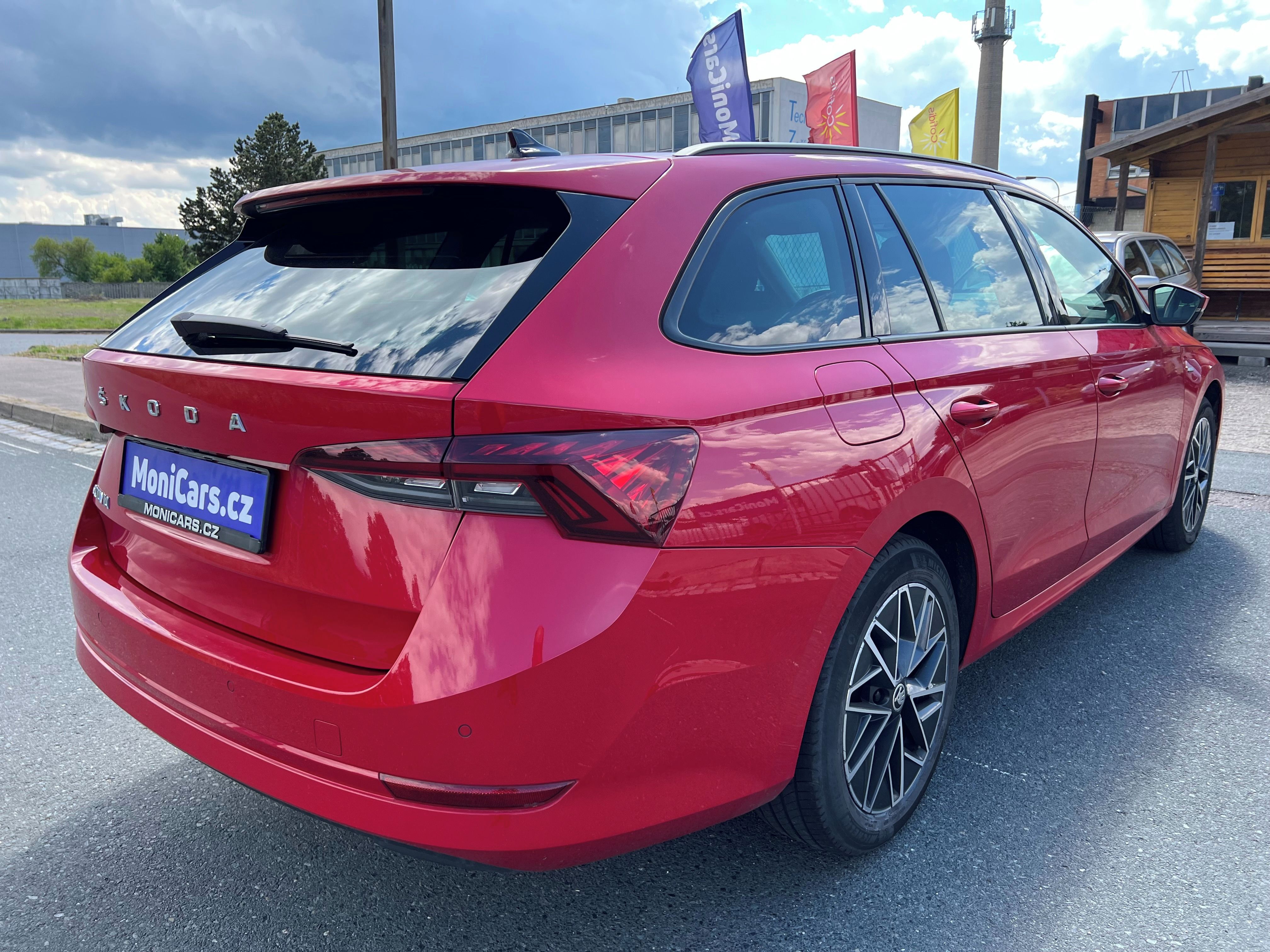 Škoda Octavia, 2.0 TDi 110kW, AUTOMAT, VÝBAVA - fotka 5