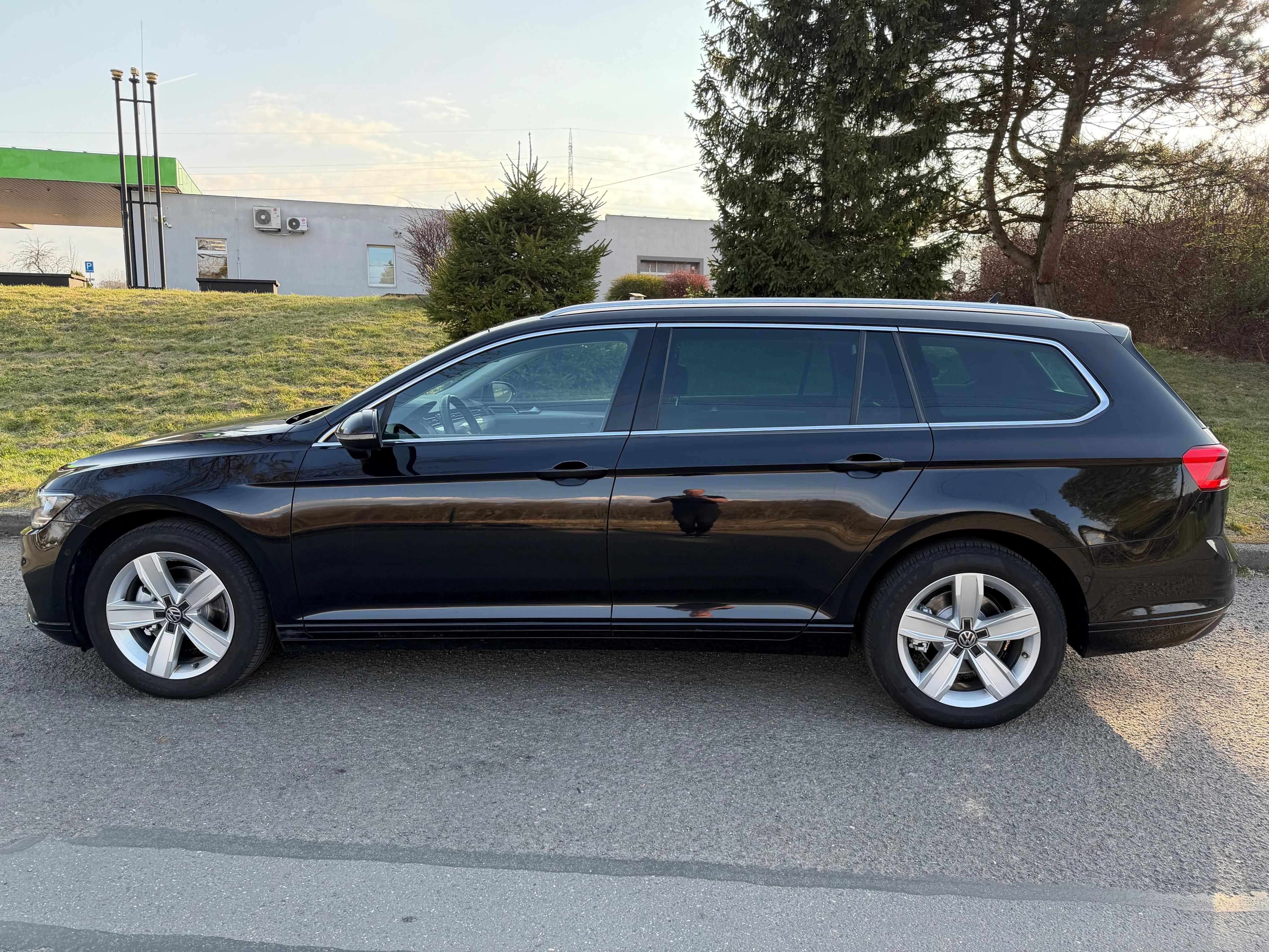 Volkswagen Passat, 2.0TDi-110kw,dsg,full led, 1.m - fotka 2
