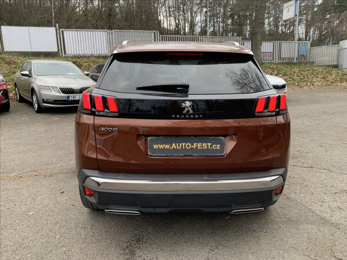 Peugeot 3008, 1,2 PT ALLURE ČR,SERVISKA - fotka 6