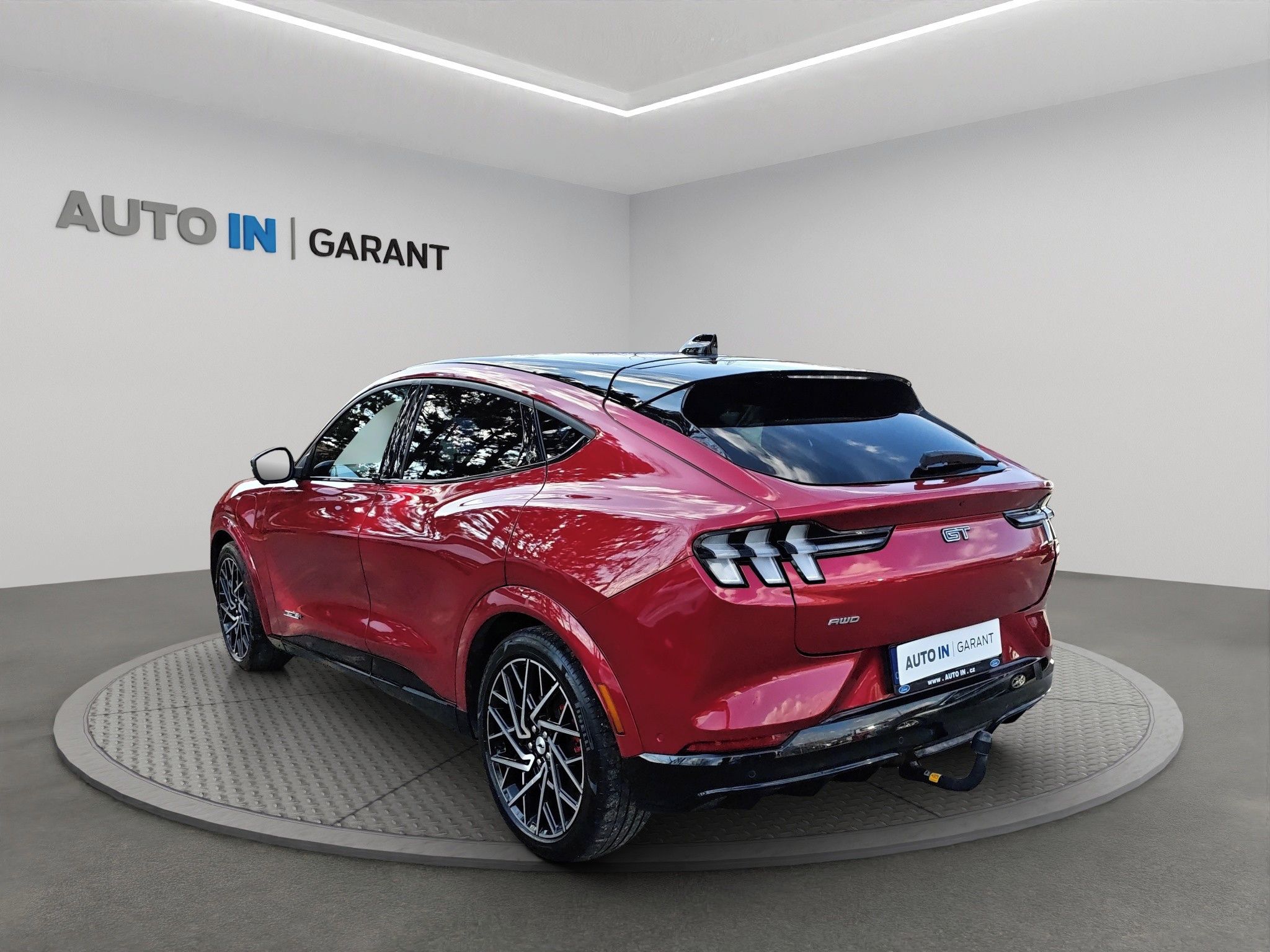Ford Mustang Mach-E, GT, ČR , DPH,  487 k , 4x4 - fotka 4