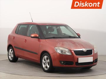1.2 12V, po STK, Tažné, Klima