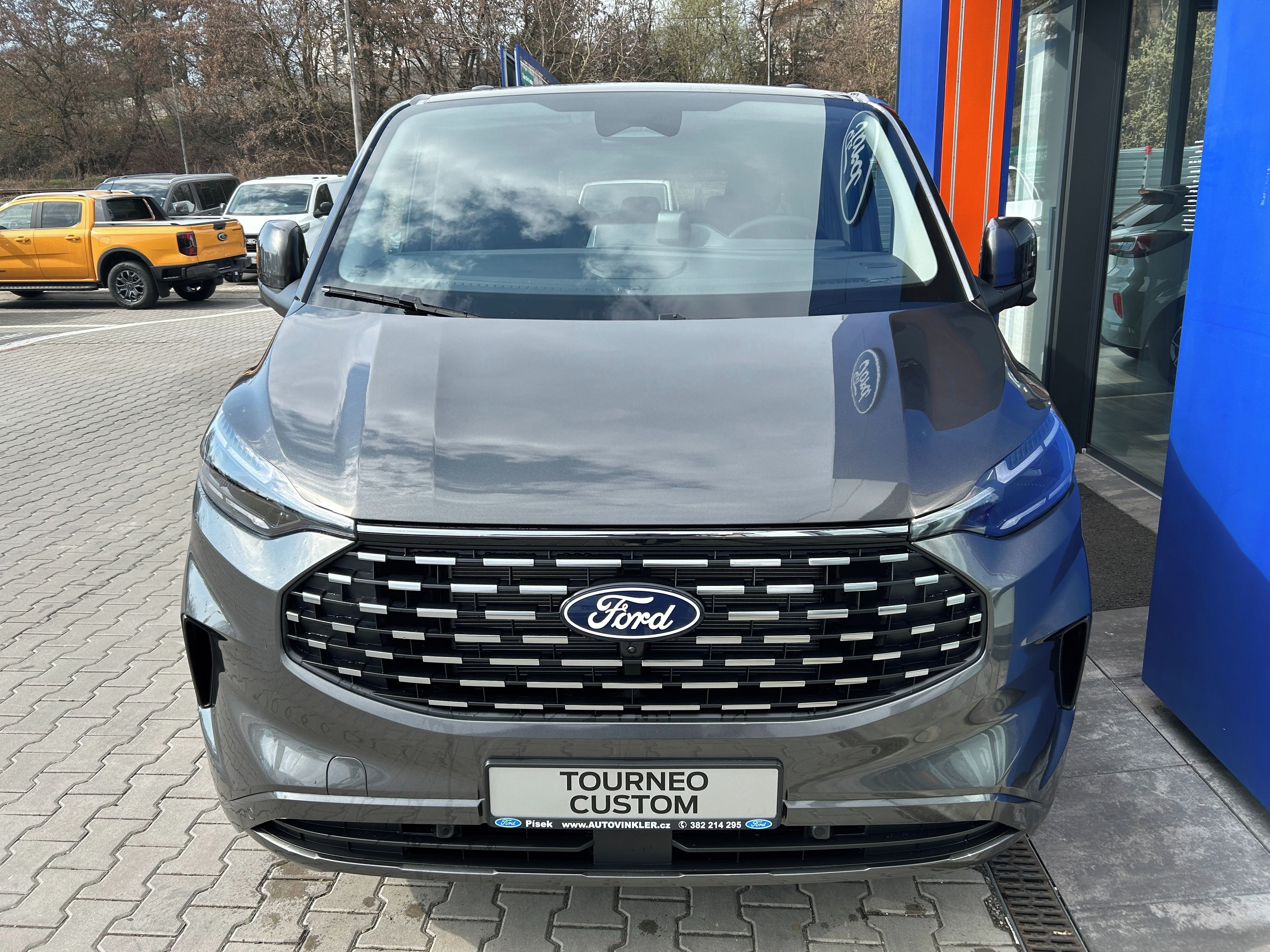 Ford Tourneo Custom, Titanium X L2 2.0EcoBlue 110kW - fotka 2