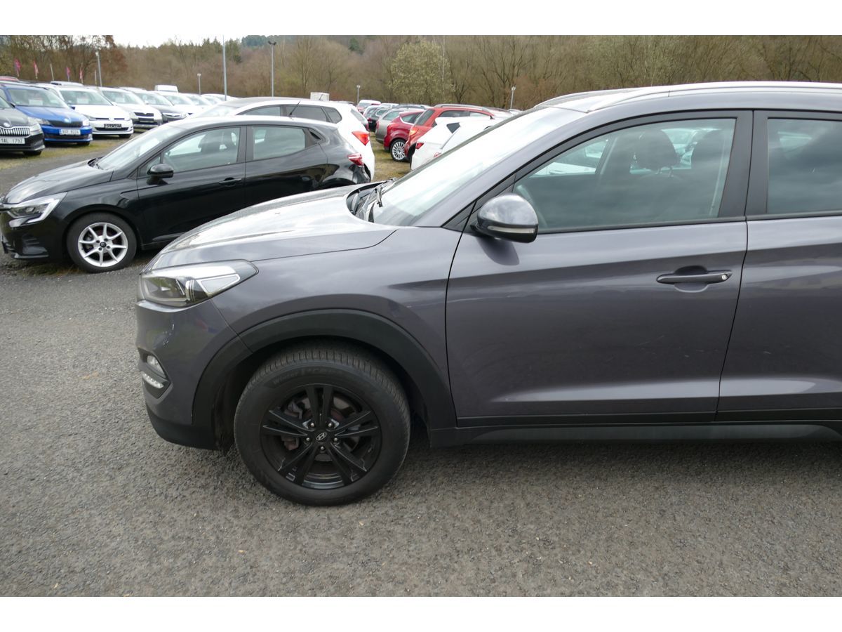 Hyundai Tucson, 1,7CRDi 85KW - fotka 5
