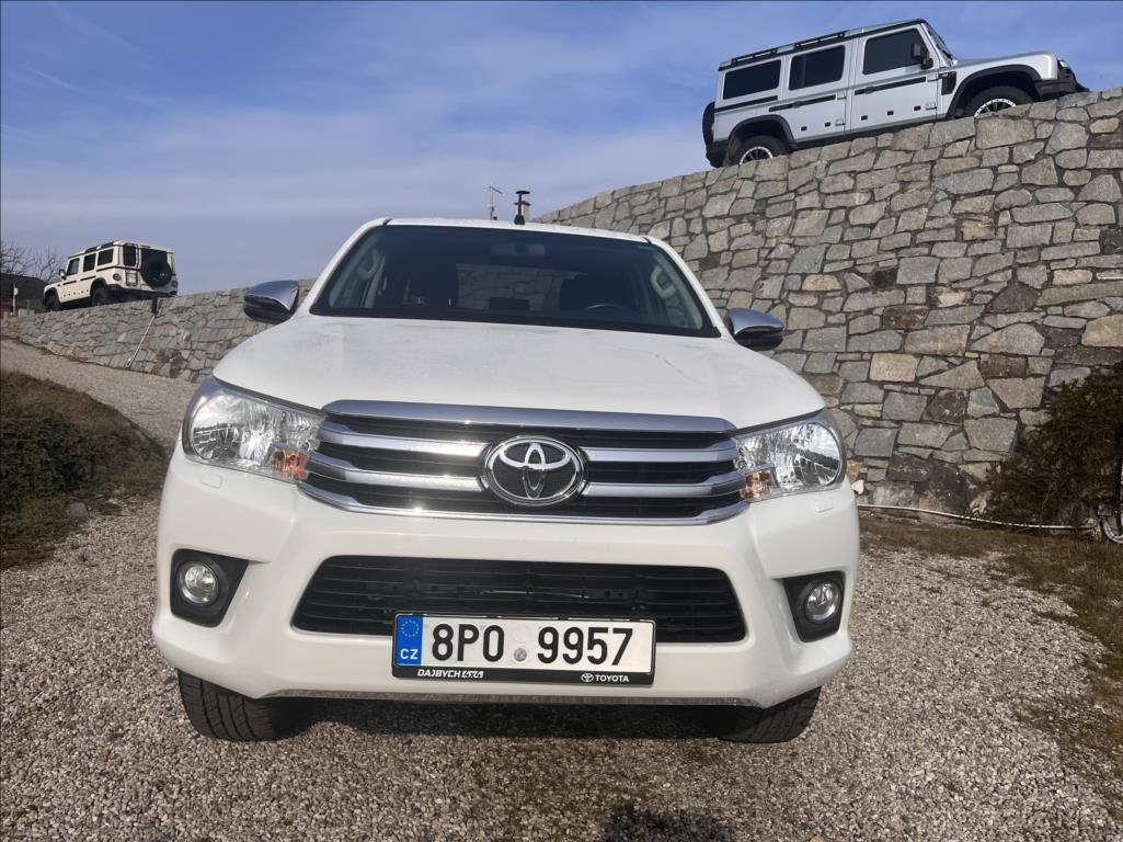 Toyota Hilux, DC 2,4 D-4D 6 MT Active 4X4 - fotka 2