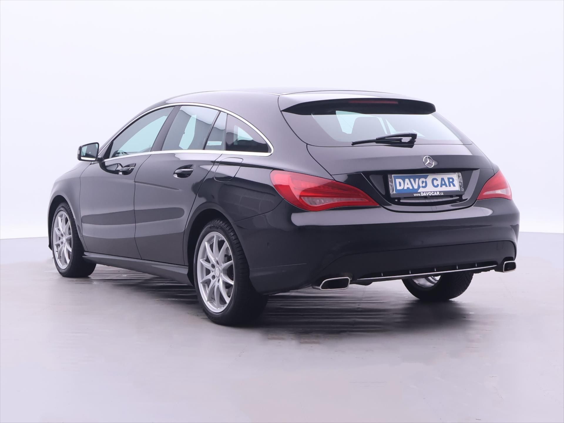 Mercedes-Benz CLA, 2,0 250 155kW 4Matic Xenon - fotka 5