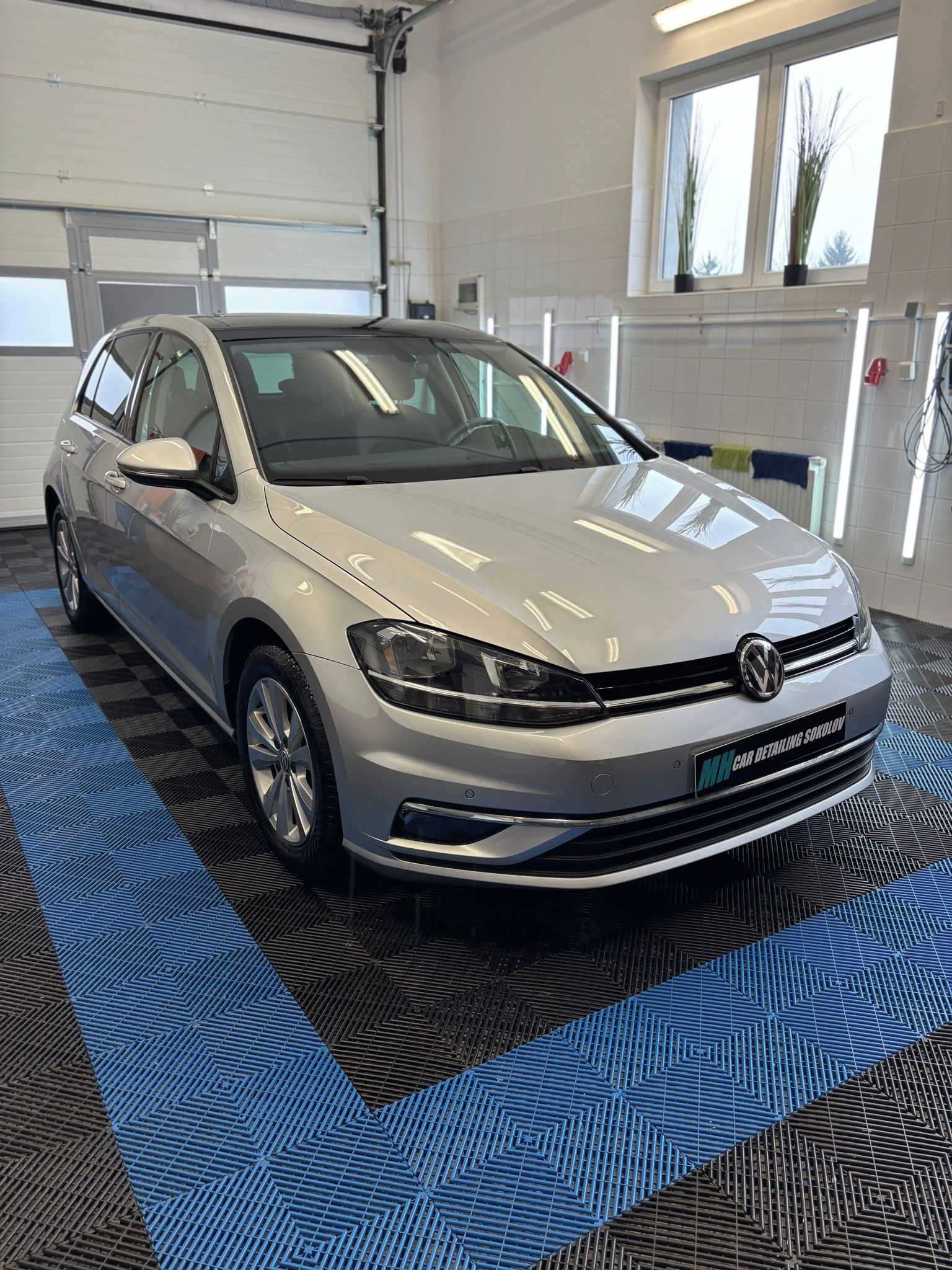 Volkswagen Golf, 1 majitel zaruka - fotka 2