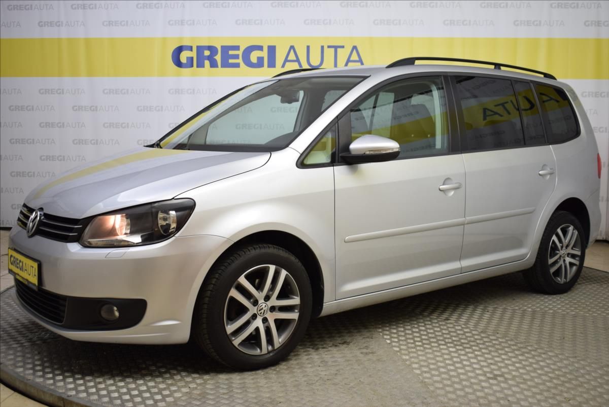 Volkswagen Touran, 1,4 TSi NOVÉ ROZVODY,7MÍST - fotka 2