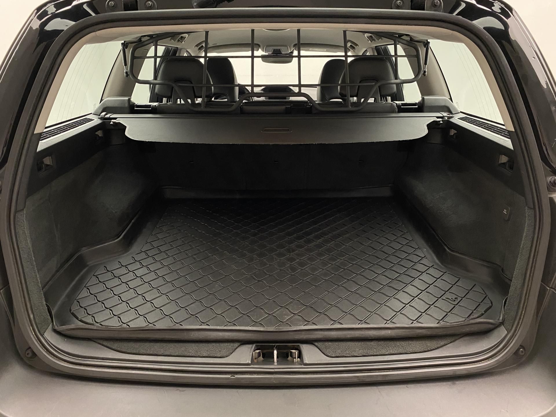 Volvo XC70, D4 AWD SUMMUM AUT CZ - fotka 6